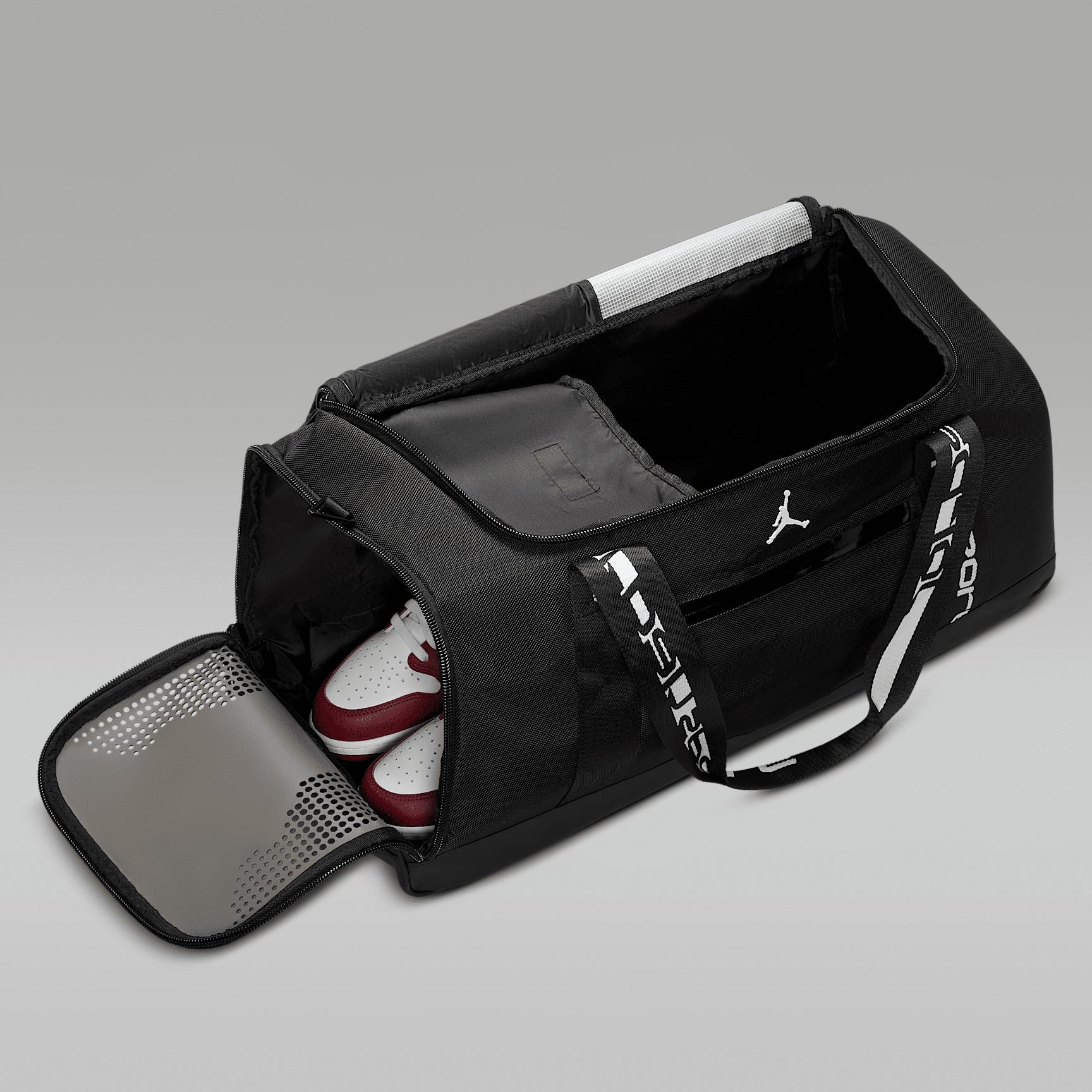 Mens Jordan Sport Duffle Bag (47.5L) | MA0913-023 Product Image
