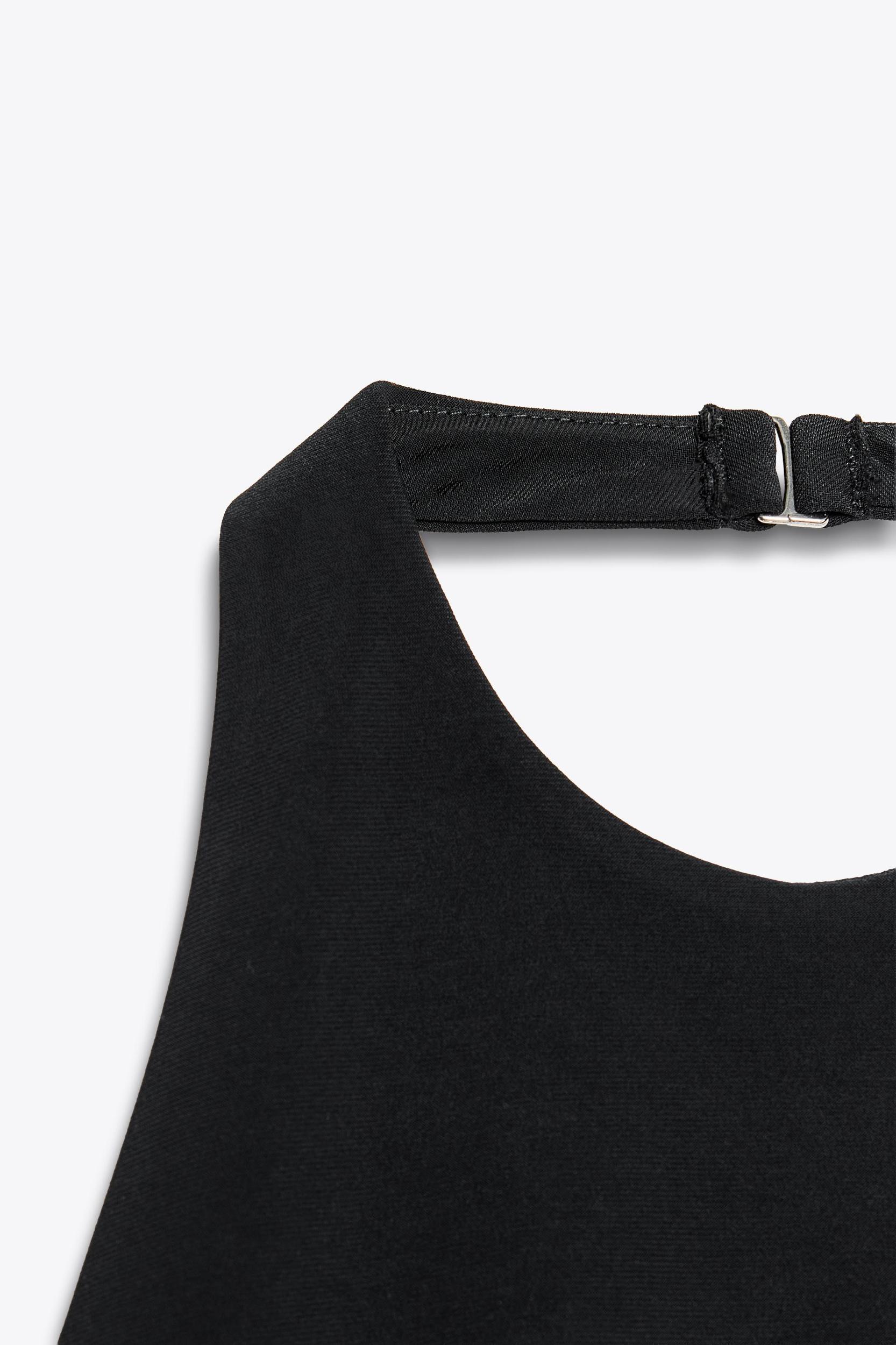 CONTRAST HALTER TOP Product Image