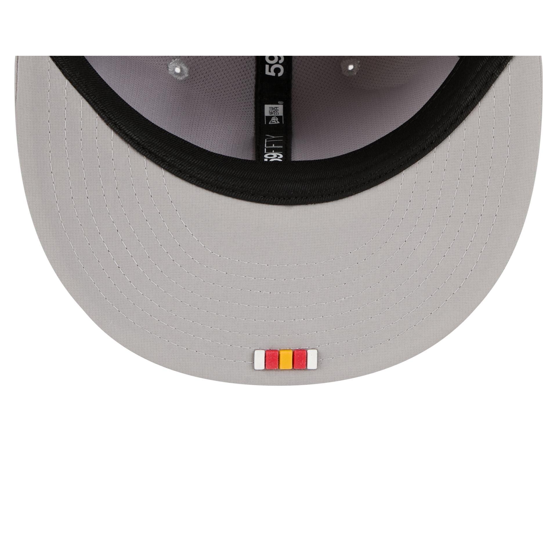 Kansas City Chiefs 2025 Sideline Hot Weather Gray 59FIFTY Fitted Hat Male Product Image