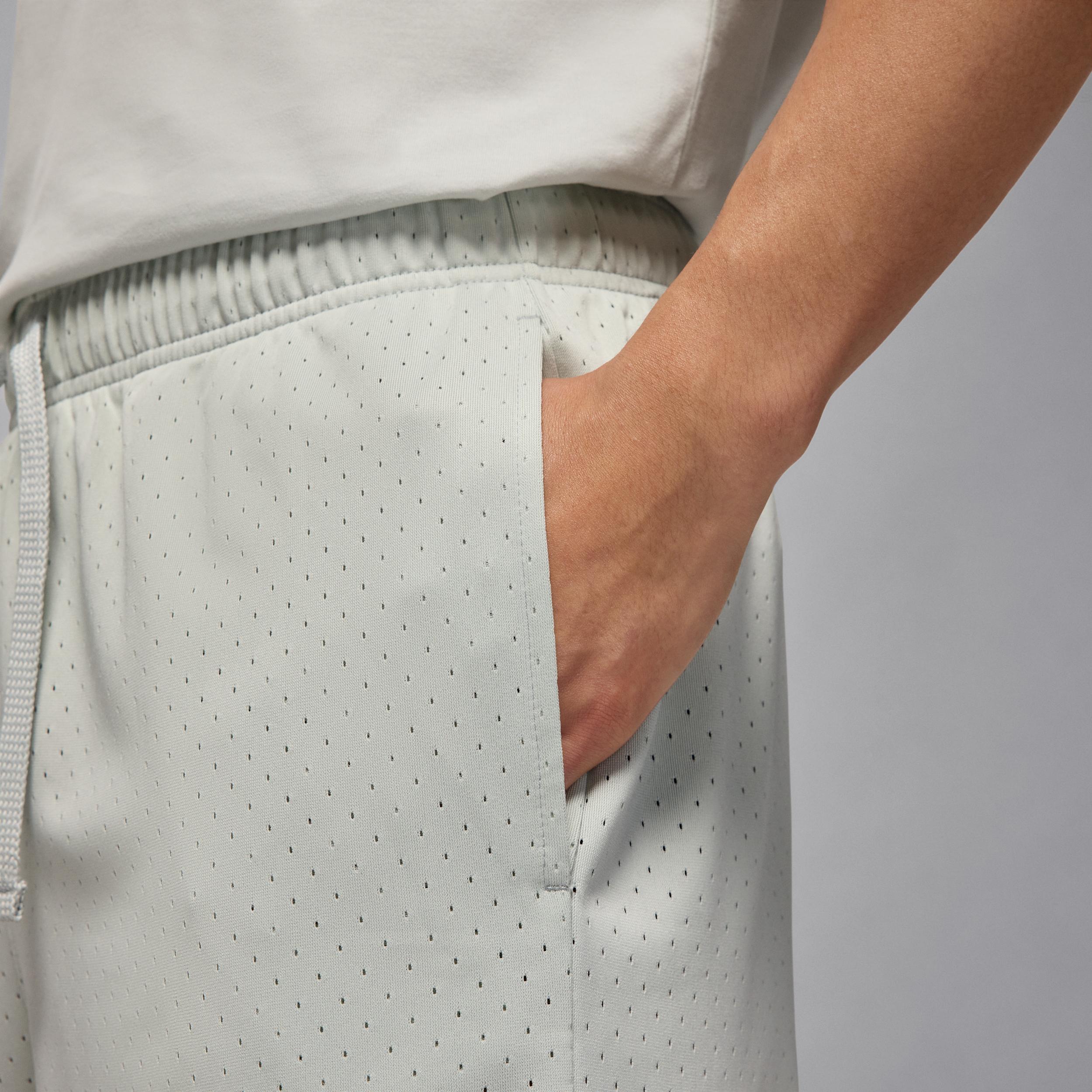 Mens Jordan Sport Dri-FIT Mesh Shorts | FN5816-034 Product Image