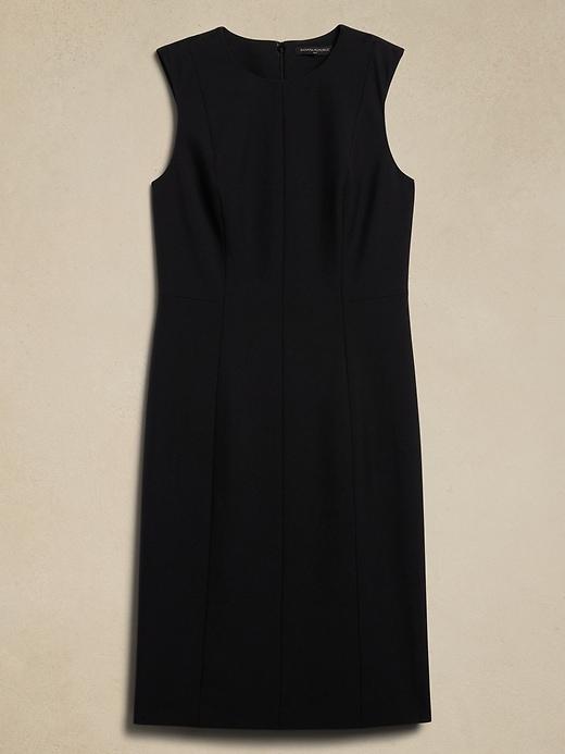 Sculpted Knee-Length Sheath Dress Product Image