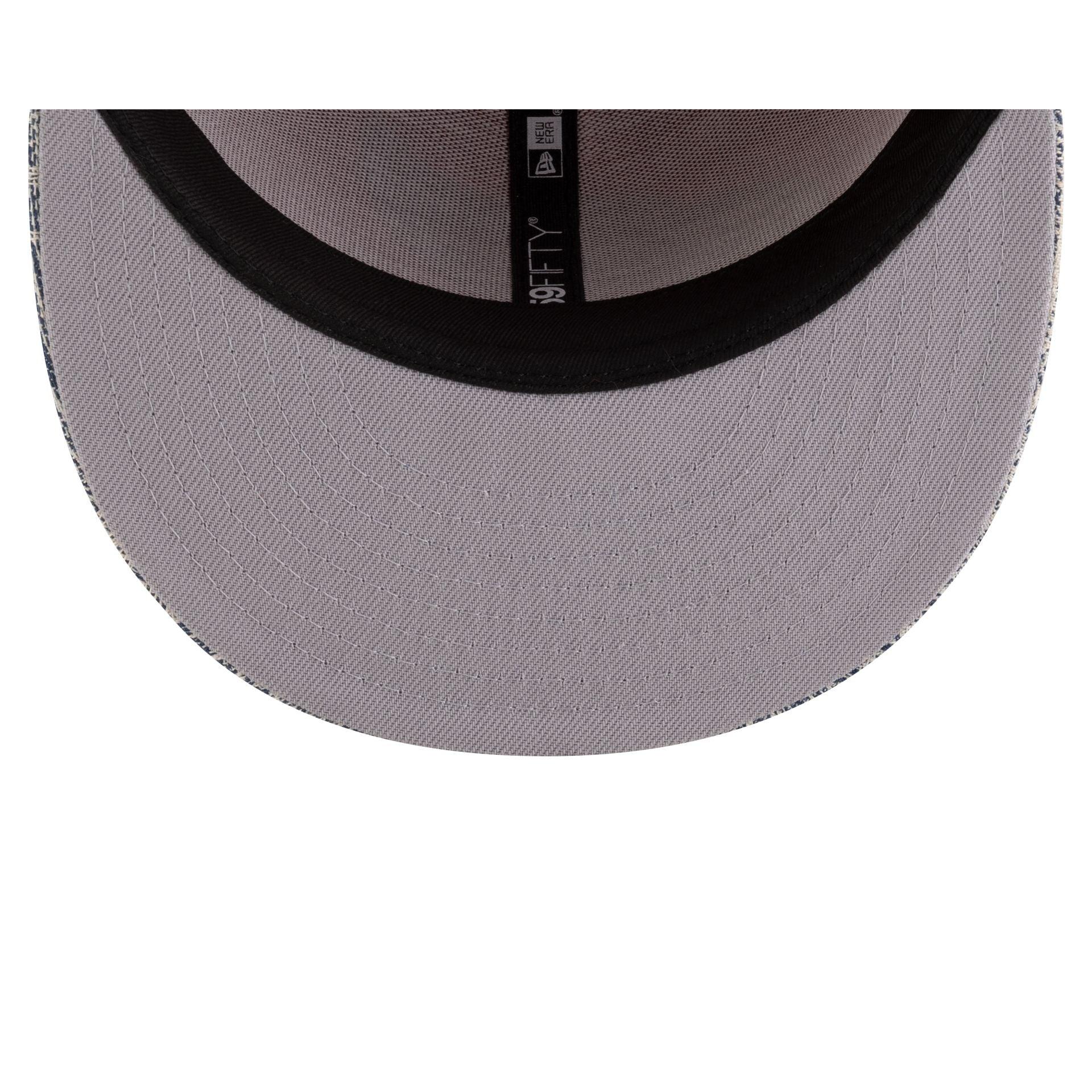 Detroit Red Wings Scarlet Denim Glow 59FIFTY Fitted Hat Male Product Image