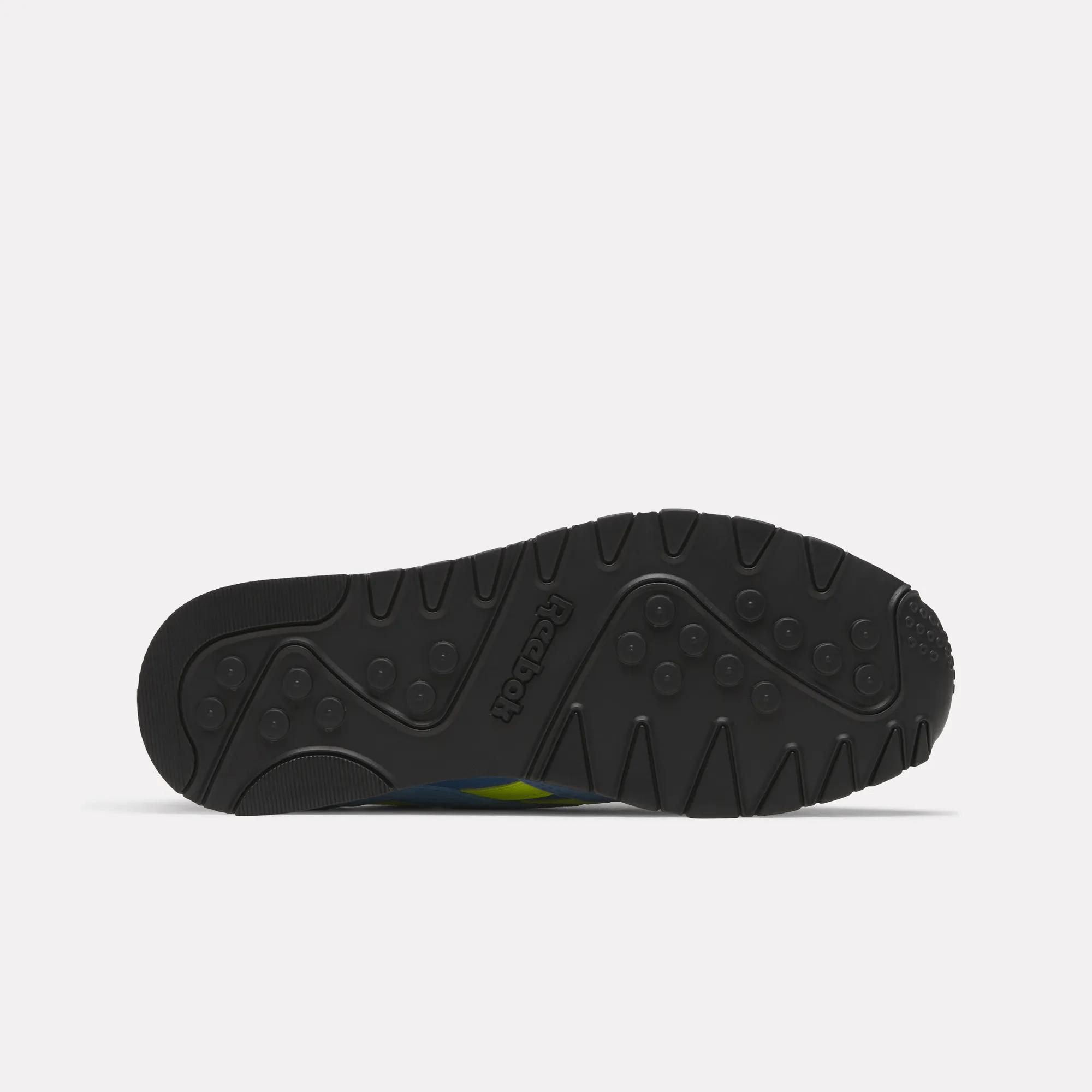 Men's Classic Nylon Shoes Male Product Image