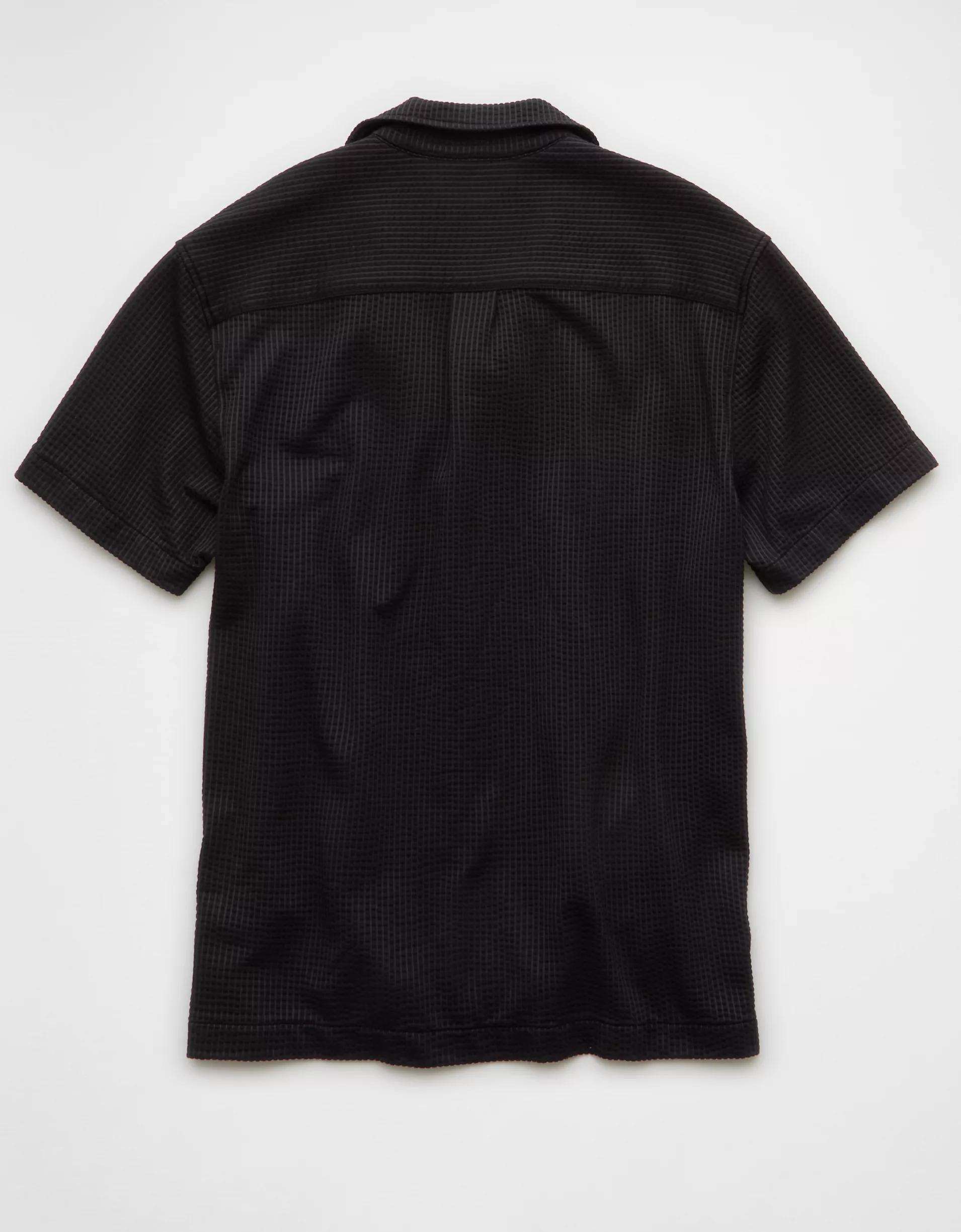 AE Seersucker Button-Up Camp Shirt Product Image
