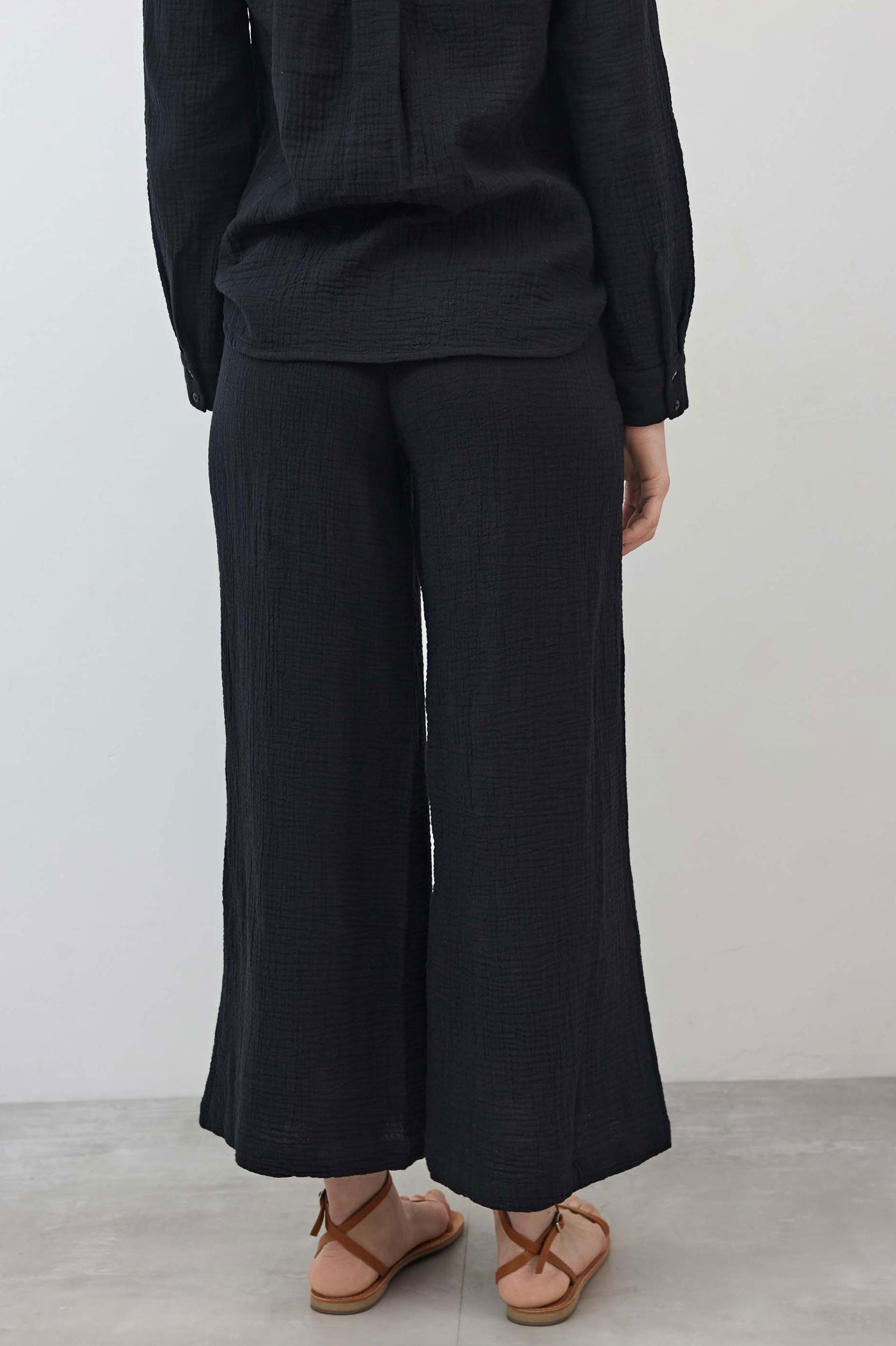 Airy Wide Leg Pants Product Image