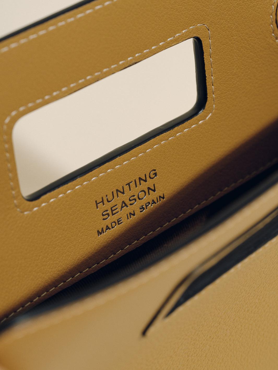 The Retro Clutch in Nappa Product Image