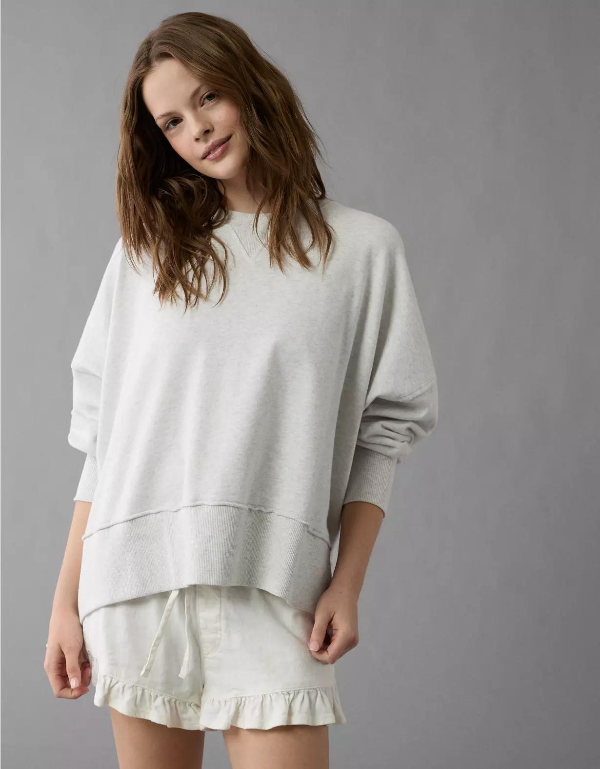 AE Big Hug Crew Neck Sweatshirt Product Image