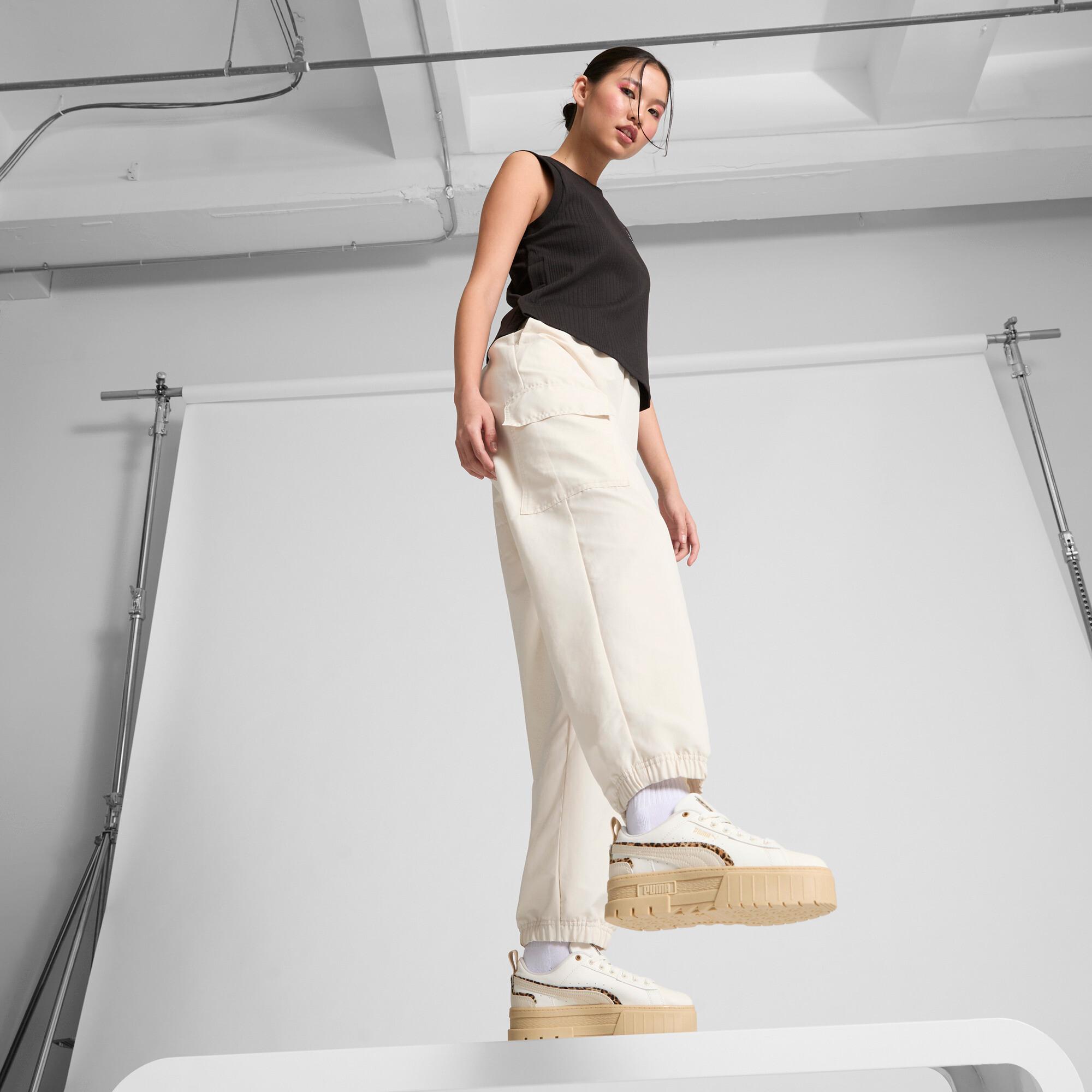 Mayze UT Leo Women's Sneakers Product Image