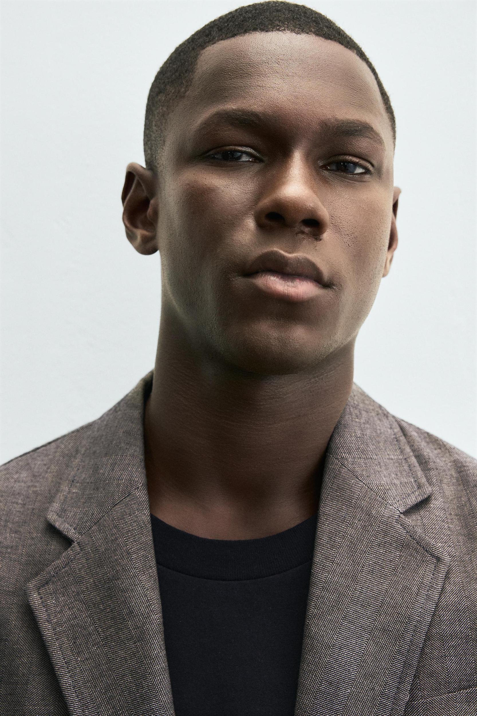 HERRINGBONE TEXTURED BLAZER Product Image