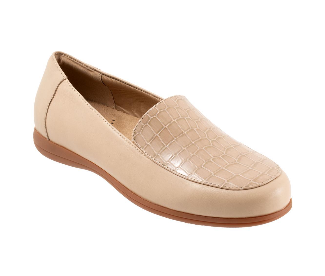 Women's Trotters Deanna Loafers Product Image