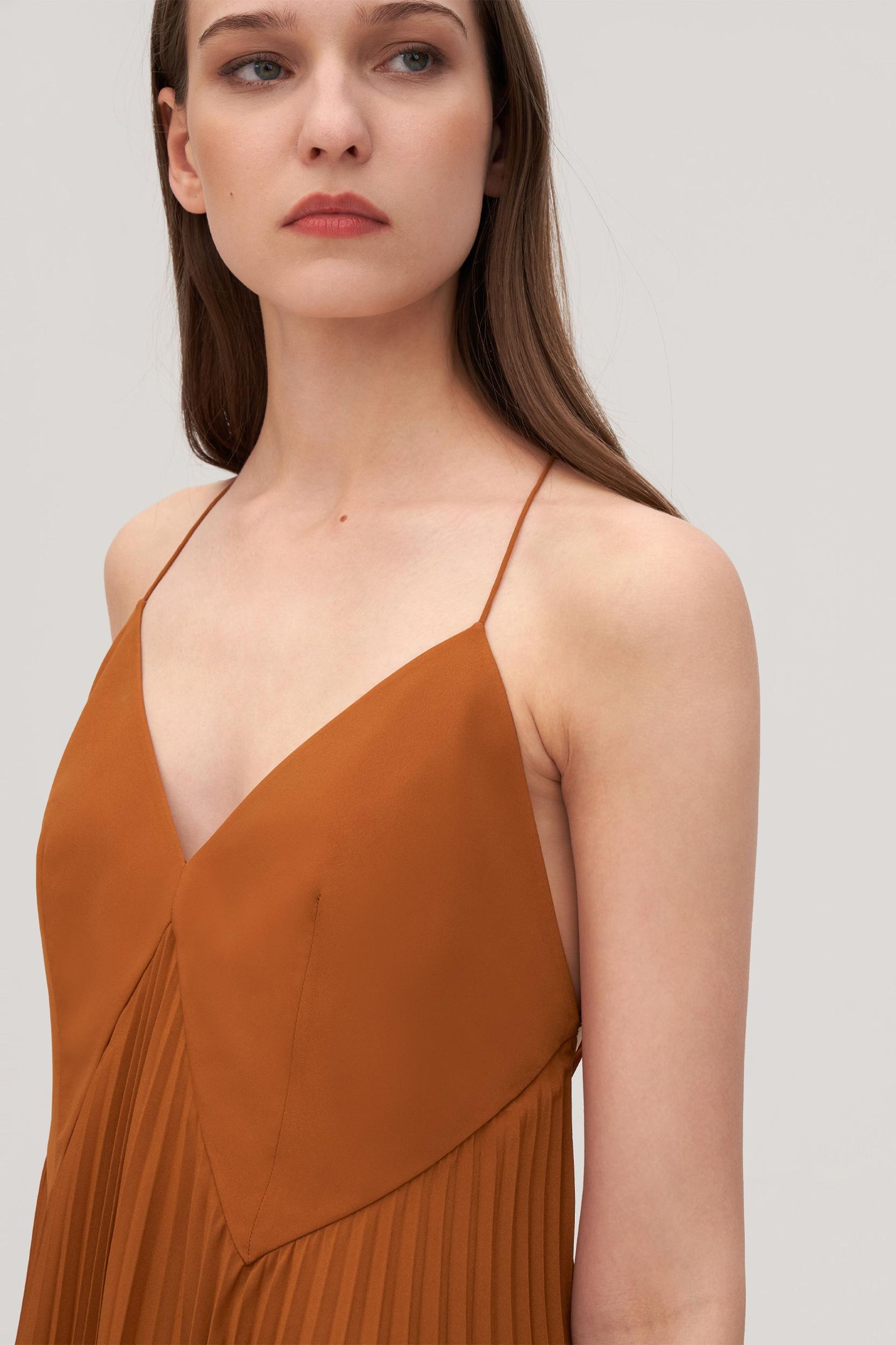 Pleated Silk Daisy Dress Product Image
