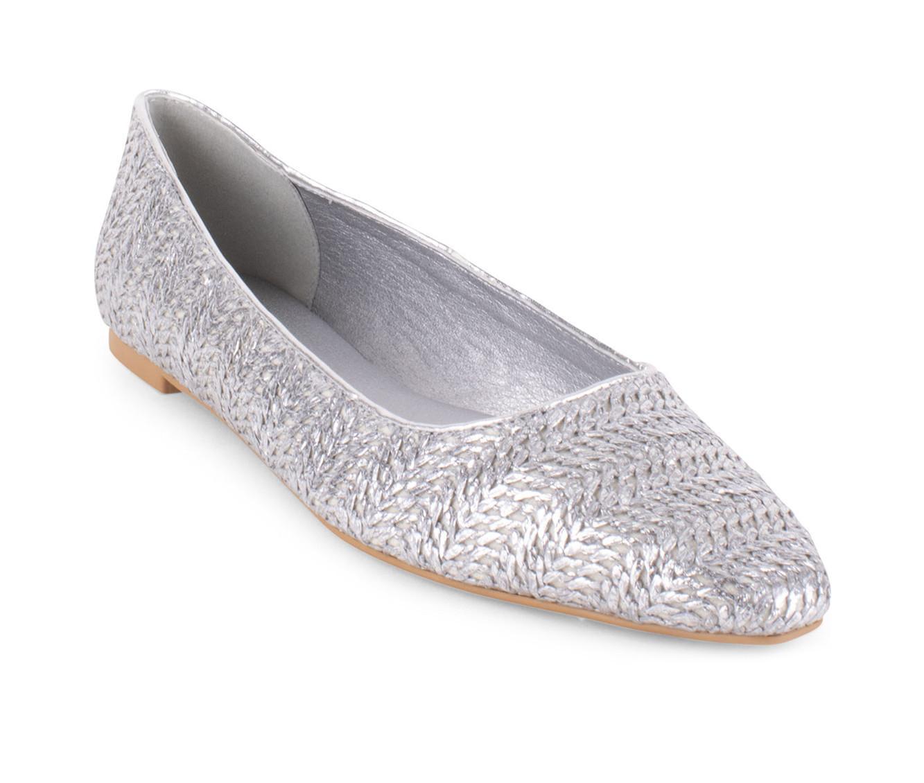 Women's Tahari Rosario Flats Product Image