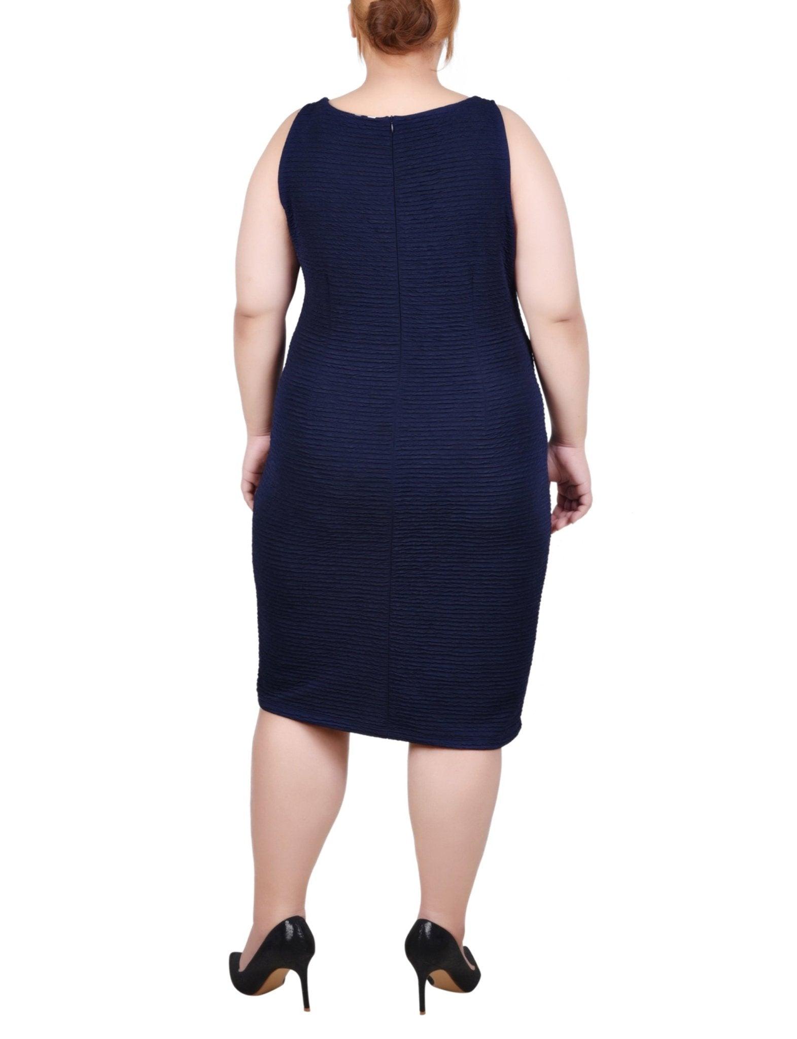 Harbor Navy Textured 3/4 Sleeve 2 Piece Dress Set - Plus Product Image
