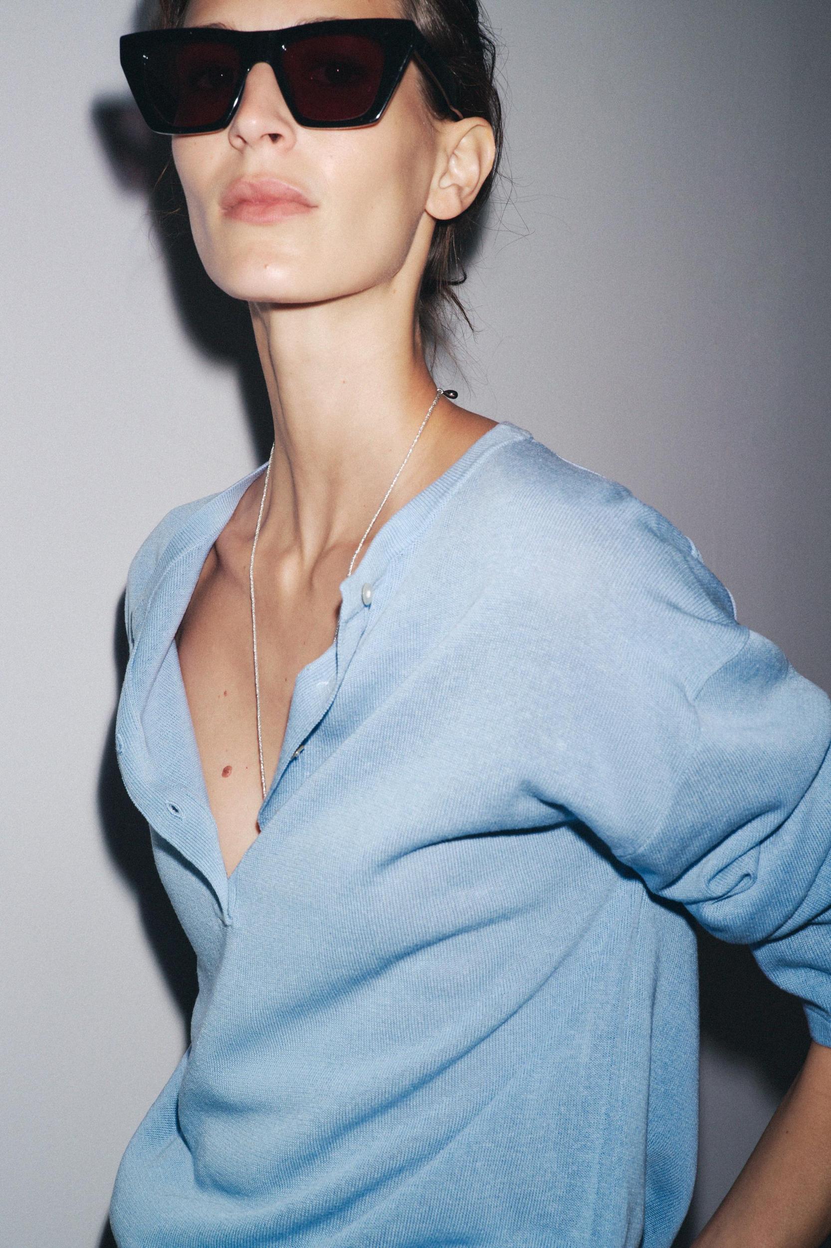 OVERSIZED BASIC KNIT SWEATER Product Image