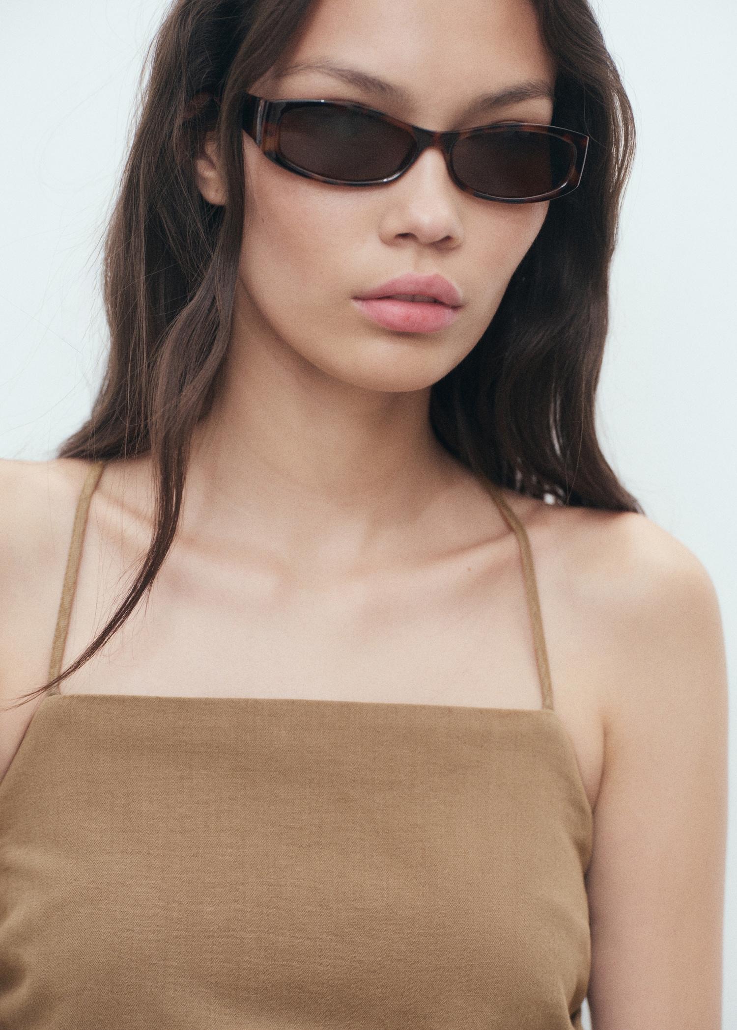 Open-back cotton top - Women | MANGO USA Product Image