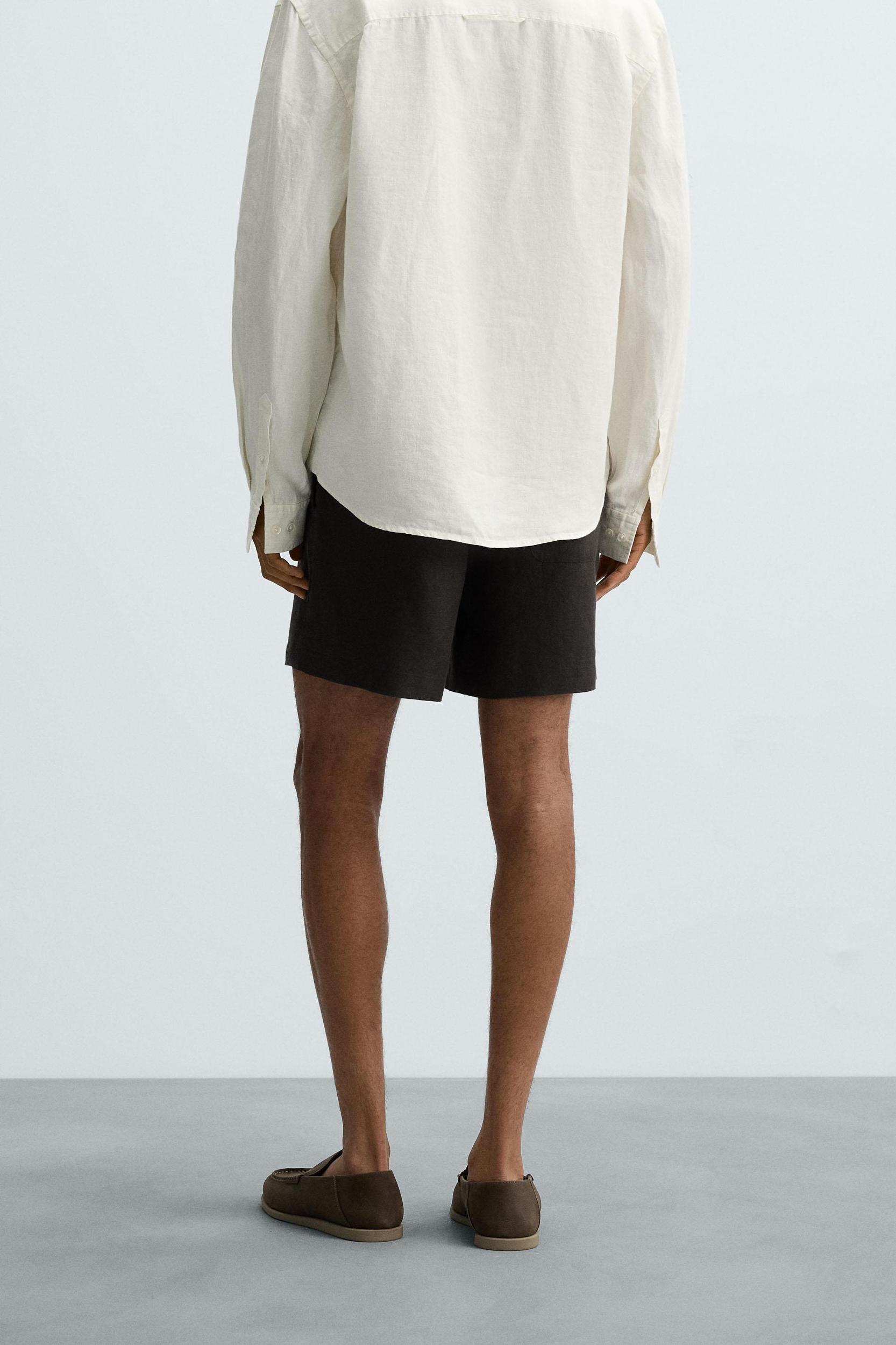 100% LINEN BERMUDA SHORTS Product Image