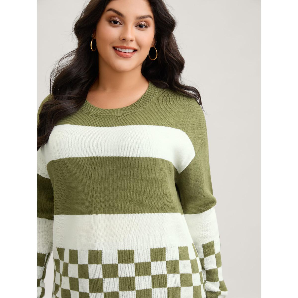 Plus Size Colorblock Contrast Round Neck Split Hem Pullover Moss Women Casual Loose Long Sleeve Round Neck Everyday Pullovers BloomChic 14-16/1X Product Image