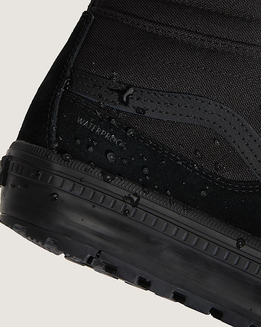 Sk8-Hi Waterproof Insulated Shoe in Black| Vans US Product Image