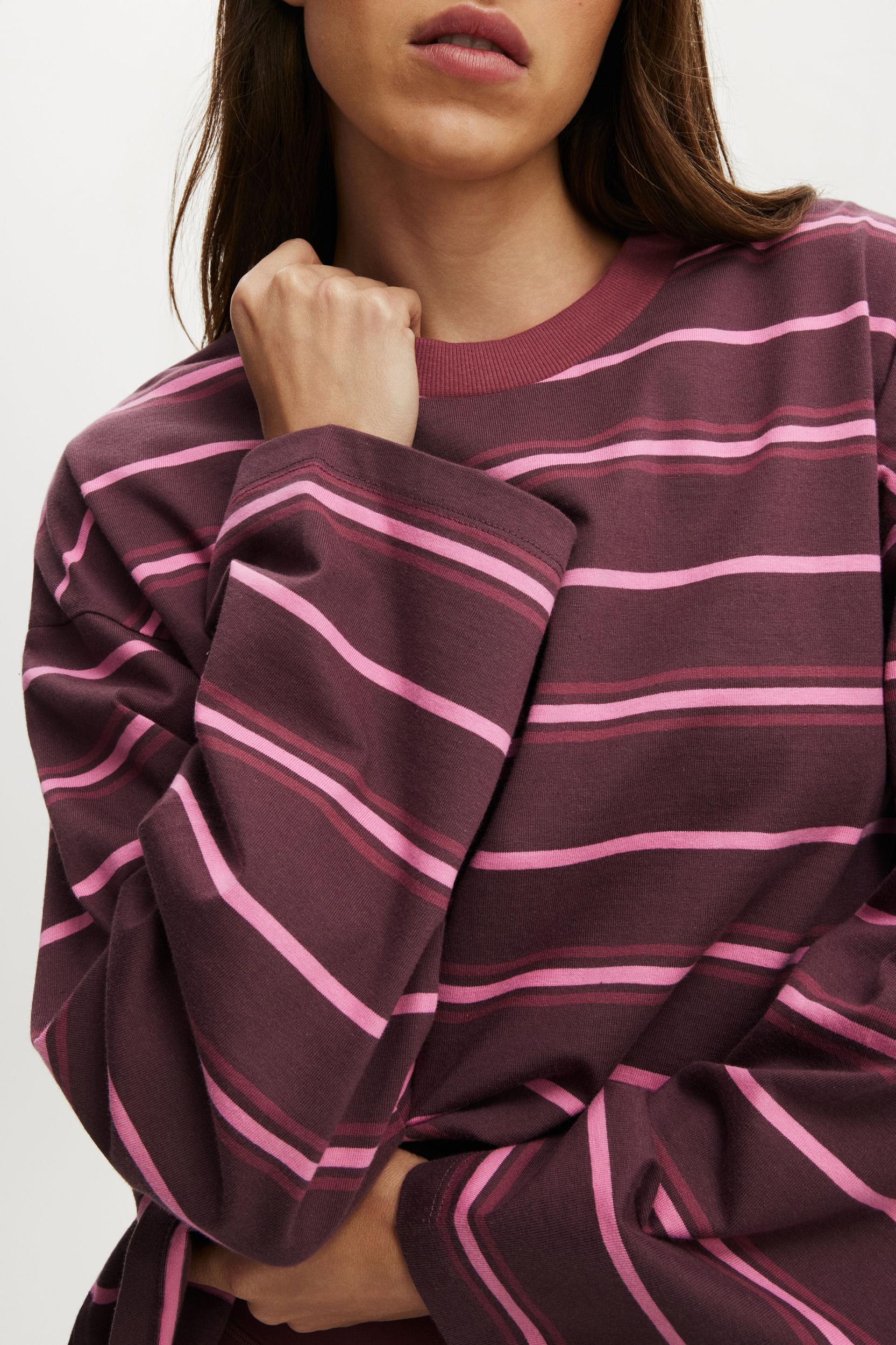 Long Sleeve Boxy Graphic Crew Product Image