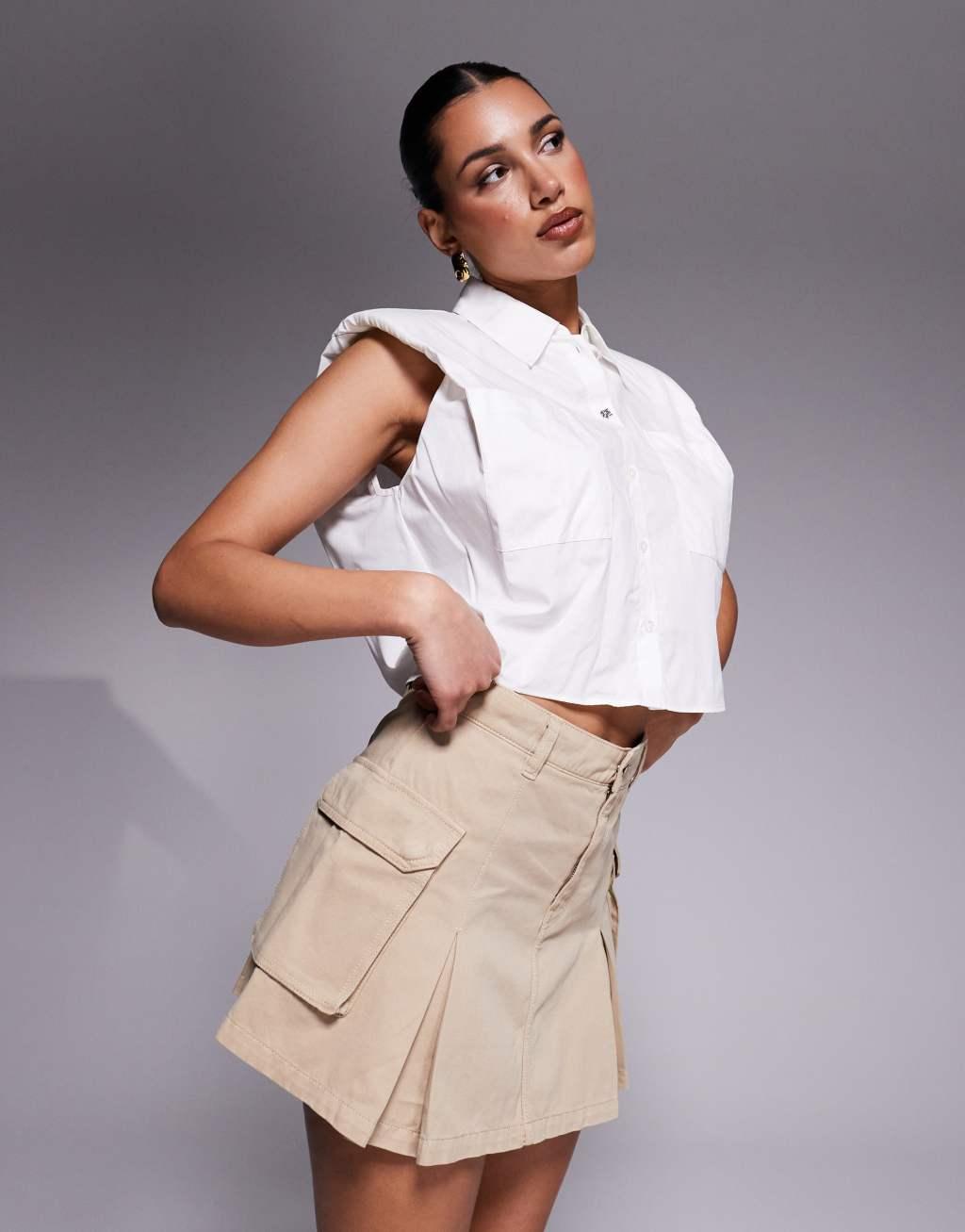 HUGO Blue pleated mini skirt with pockets in beige Product Image