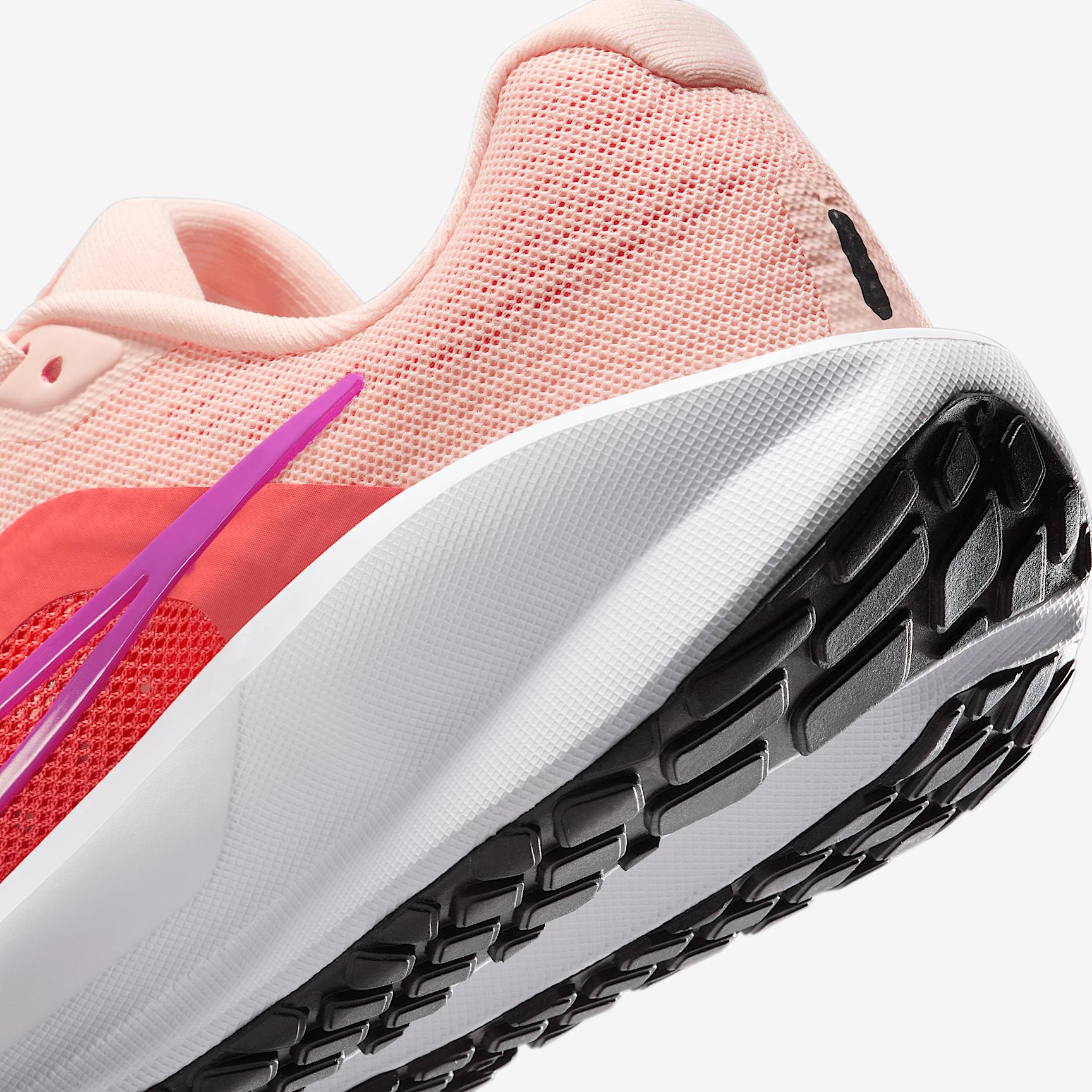 Nike Women's Downshifter 13 Road Running Shoes Product Image