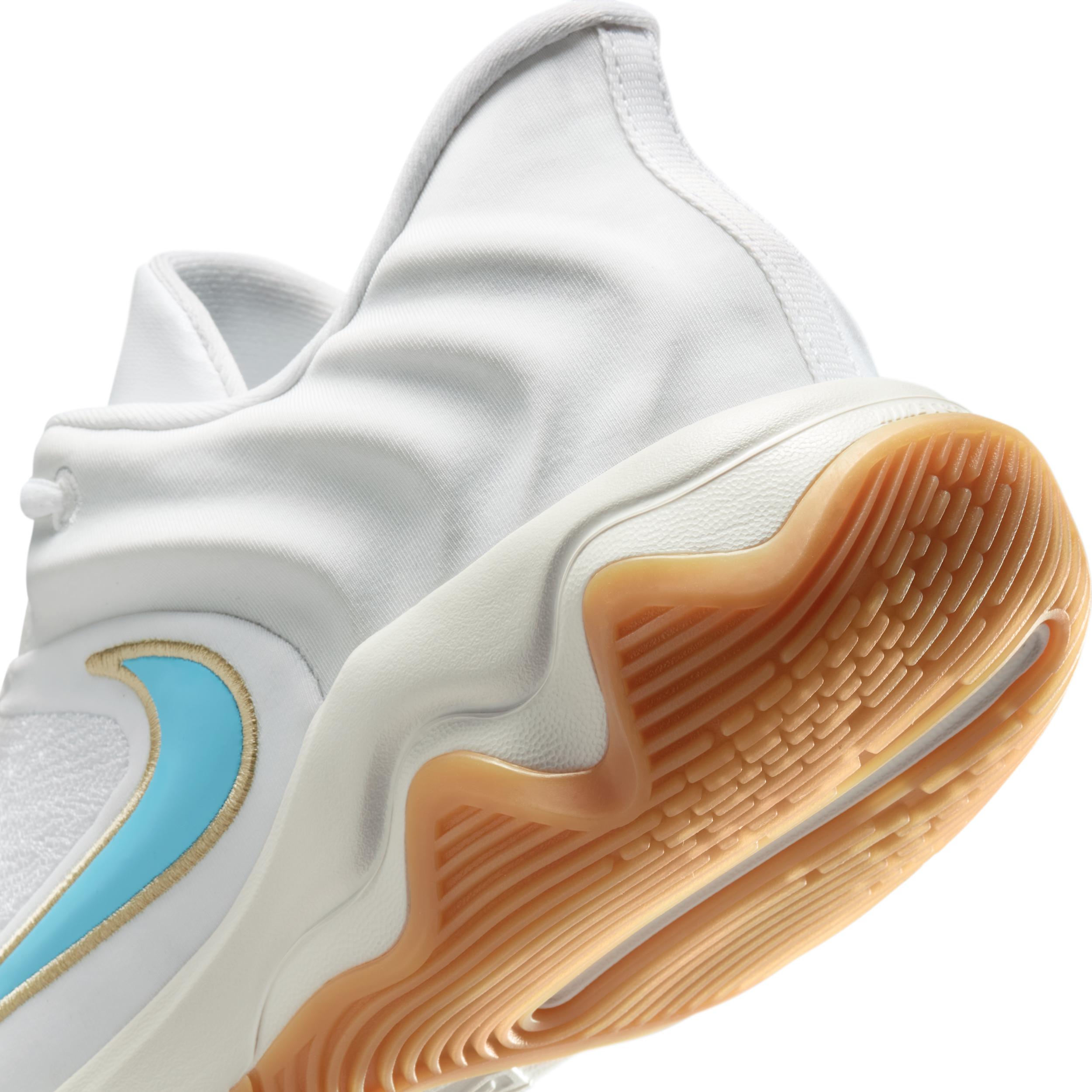 Nike Men's Giannis Immortality 4 Basketball Shoes Product Image