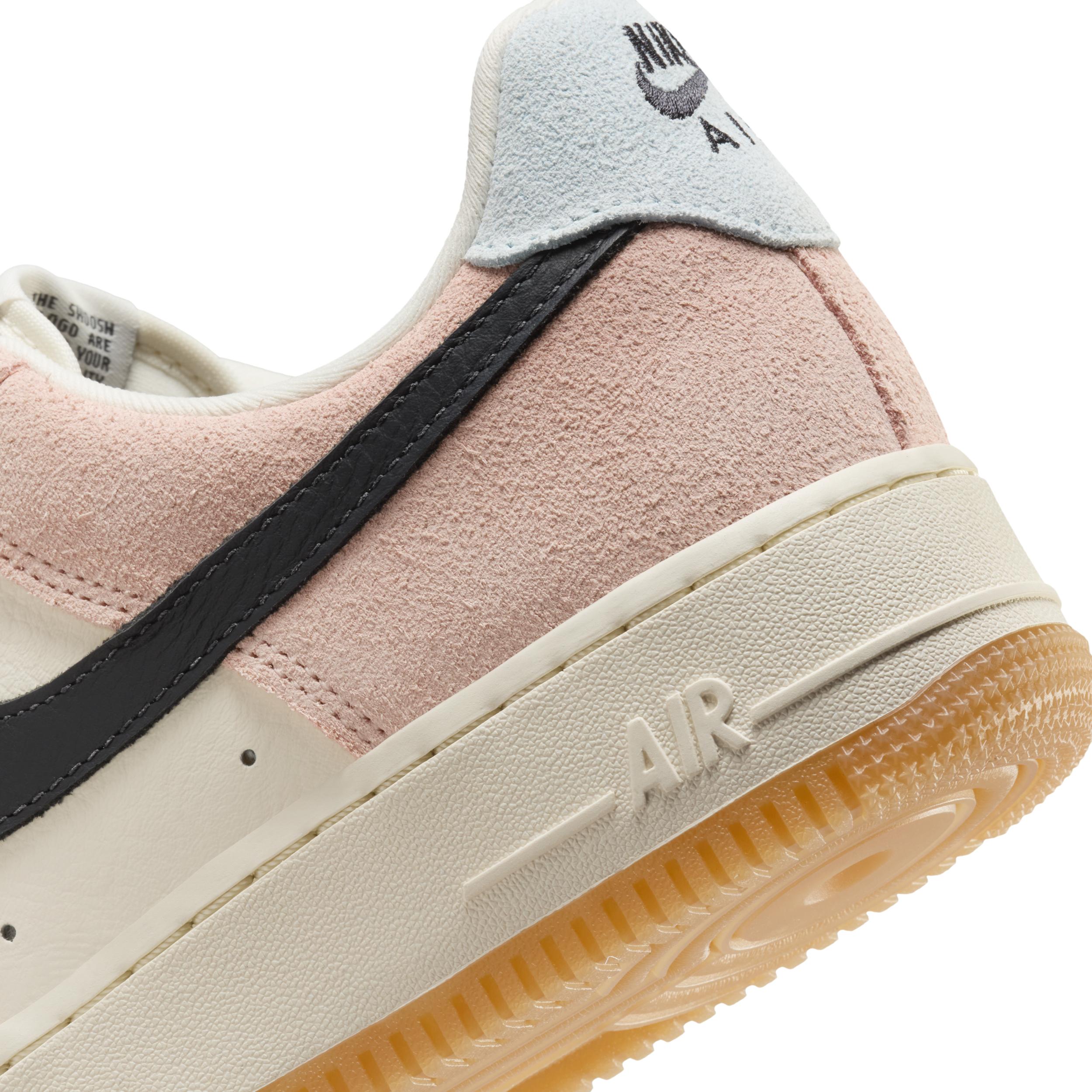 Nike Women's Air Force 1 '07 Shoes Product Image