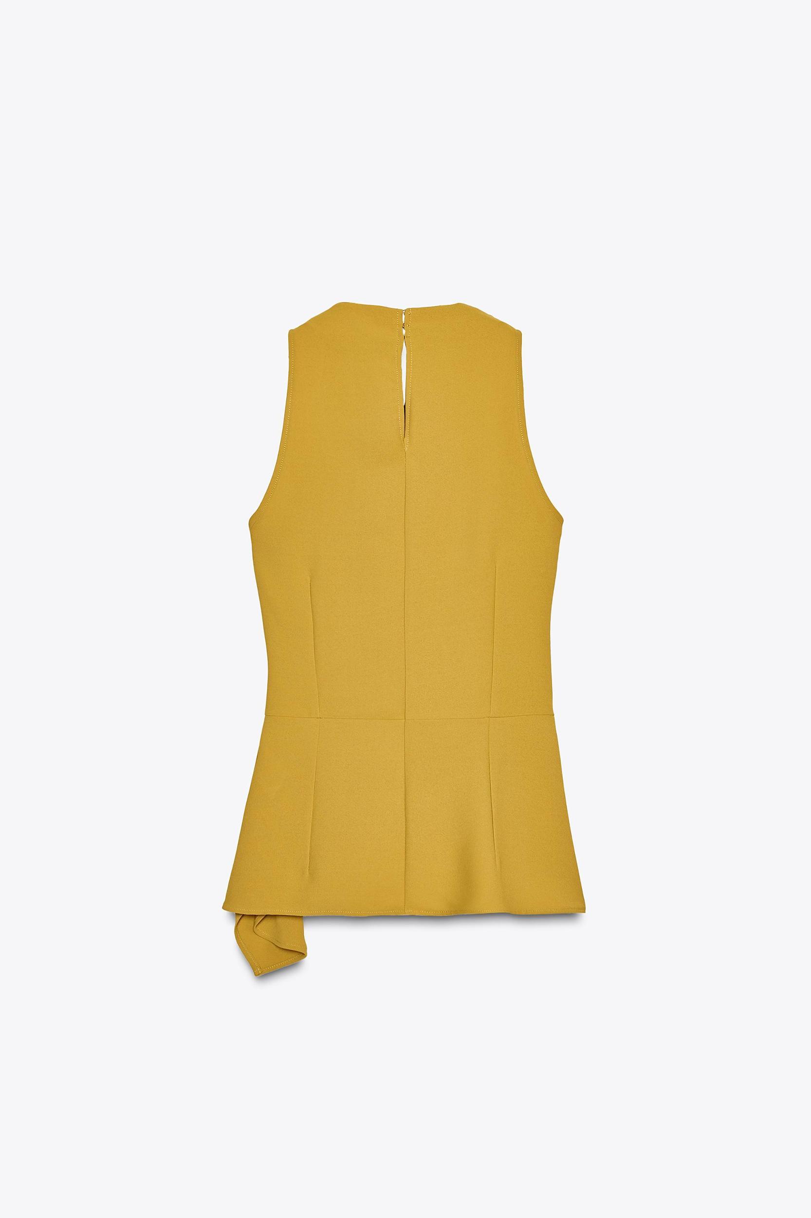 KNOTTED CREPE TOP Product Image