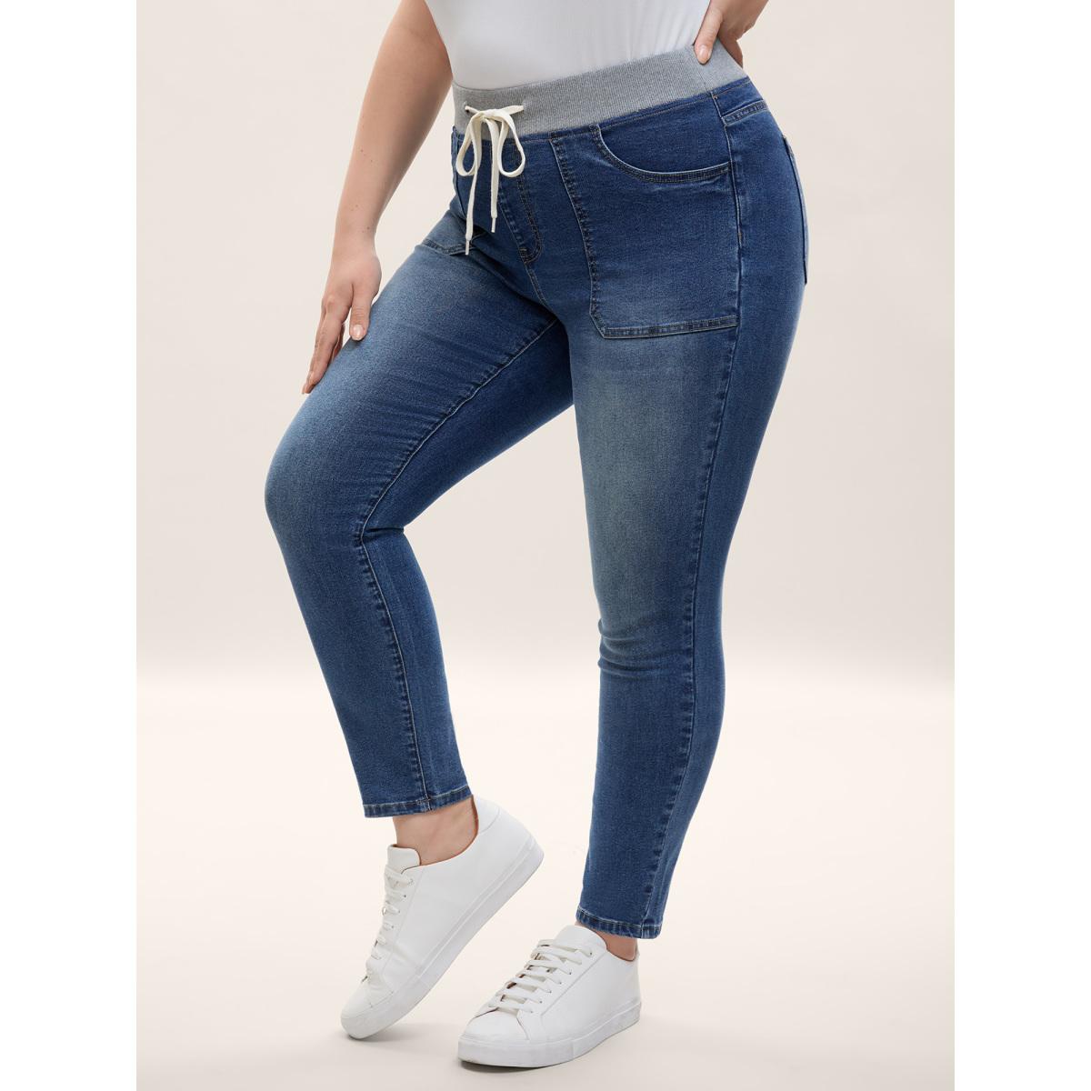 Plus Size Skinny Fit Classic Mid-Rise Jeans Women Darkindigo Medium stretch Slanted pocket Jeans BloomChic 24/3X Product Image
