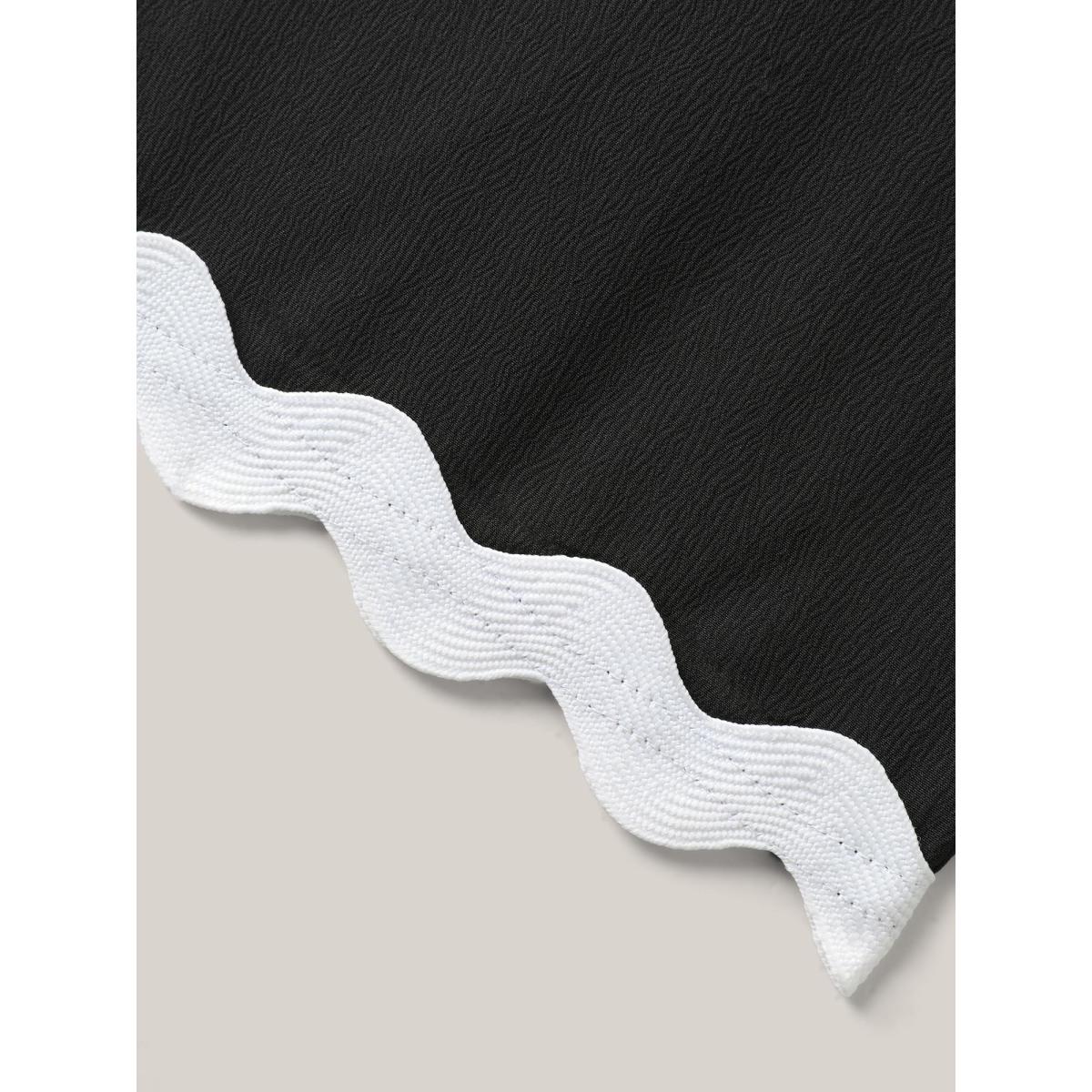 Plus Size Scalloped Hem Spliced Wide-Leg Shorts Women Black Casual Woven ribbon&lace trim Wide Leg Everyday-Casual Shorts BloomChic 14-16/1X Product Image