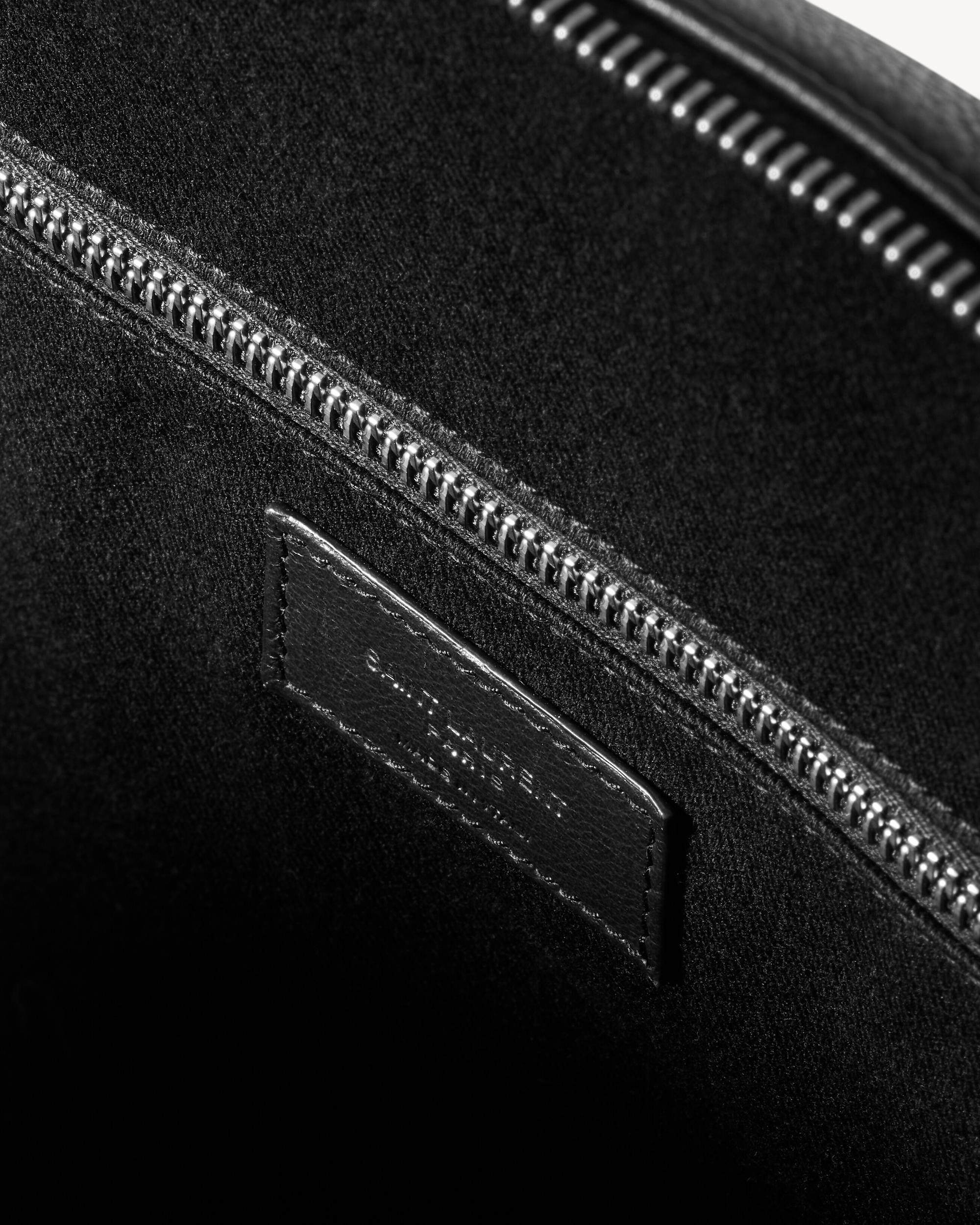 giant BOWLING tote in grained leather Product Image