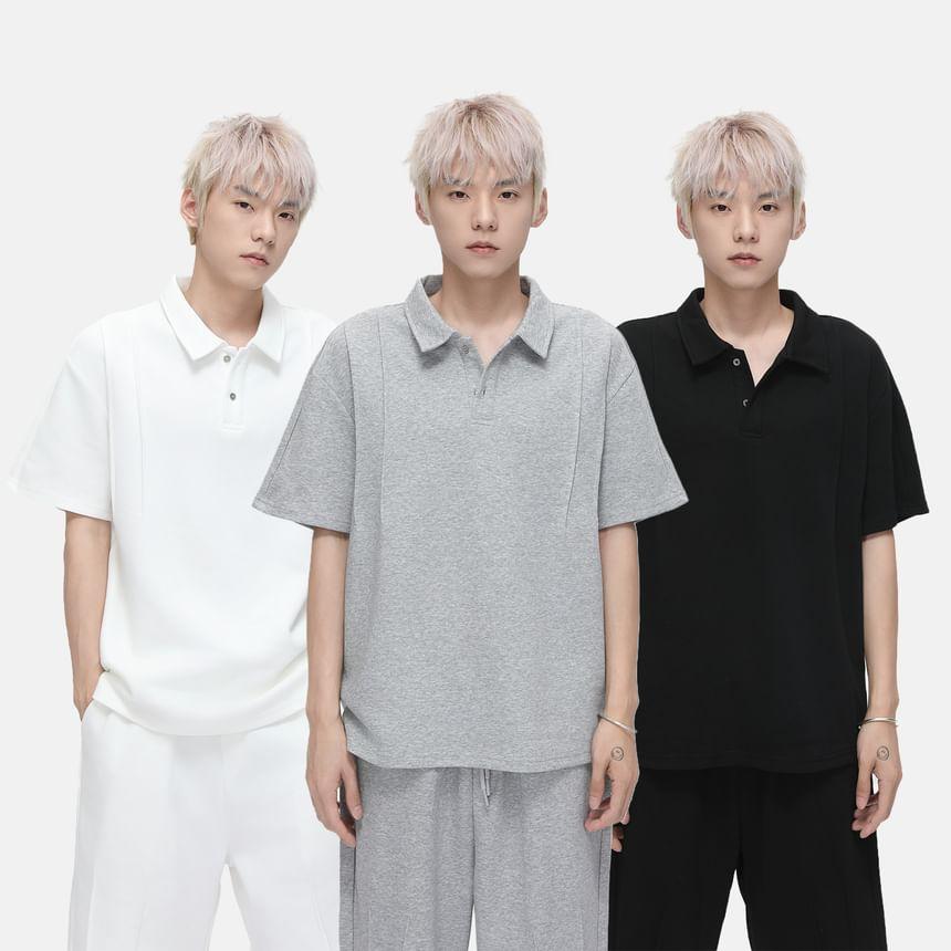 Short Sleeve Plain Polo Shirt / Drawstring Waist Sweat Shorts Product Image