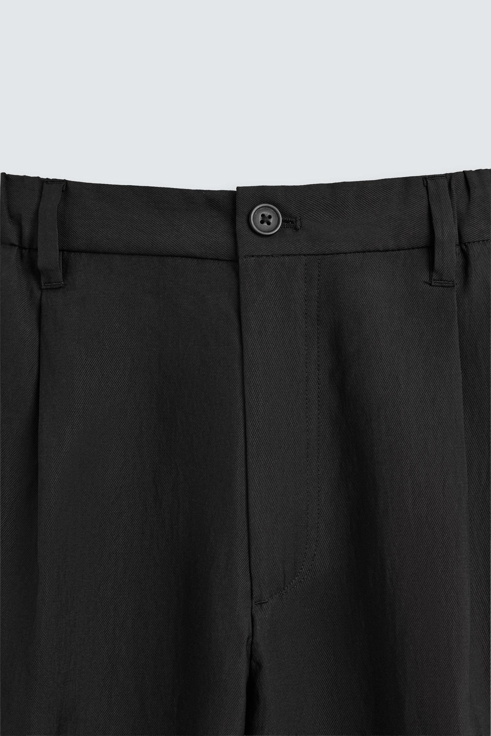 RELAXED FIT FLOWY PANTS Product Image