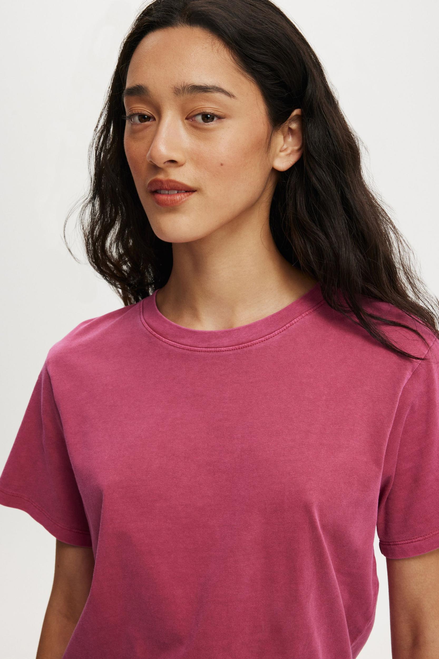 Easy Tee Product Image