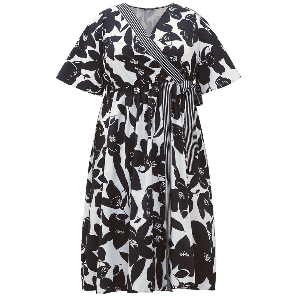 Plus Size Striped & Floral Print Pocket Bowknot Patchwork Dress White Women Office Printed V-neck Short sleeve Curvy Midi Dress BloomChic 28/5X Product Image