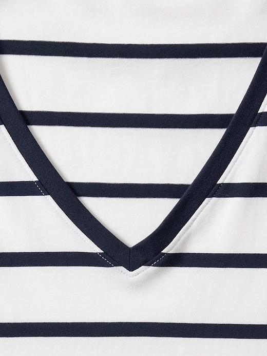 Essential V-Neck Tee Product Image