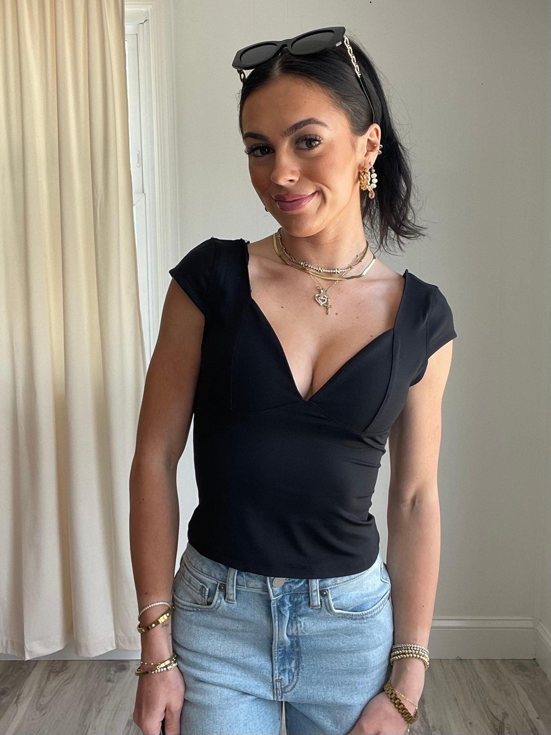 FINAL SALE Victoria Slim Fit V-Neck Top | Black Product Image