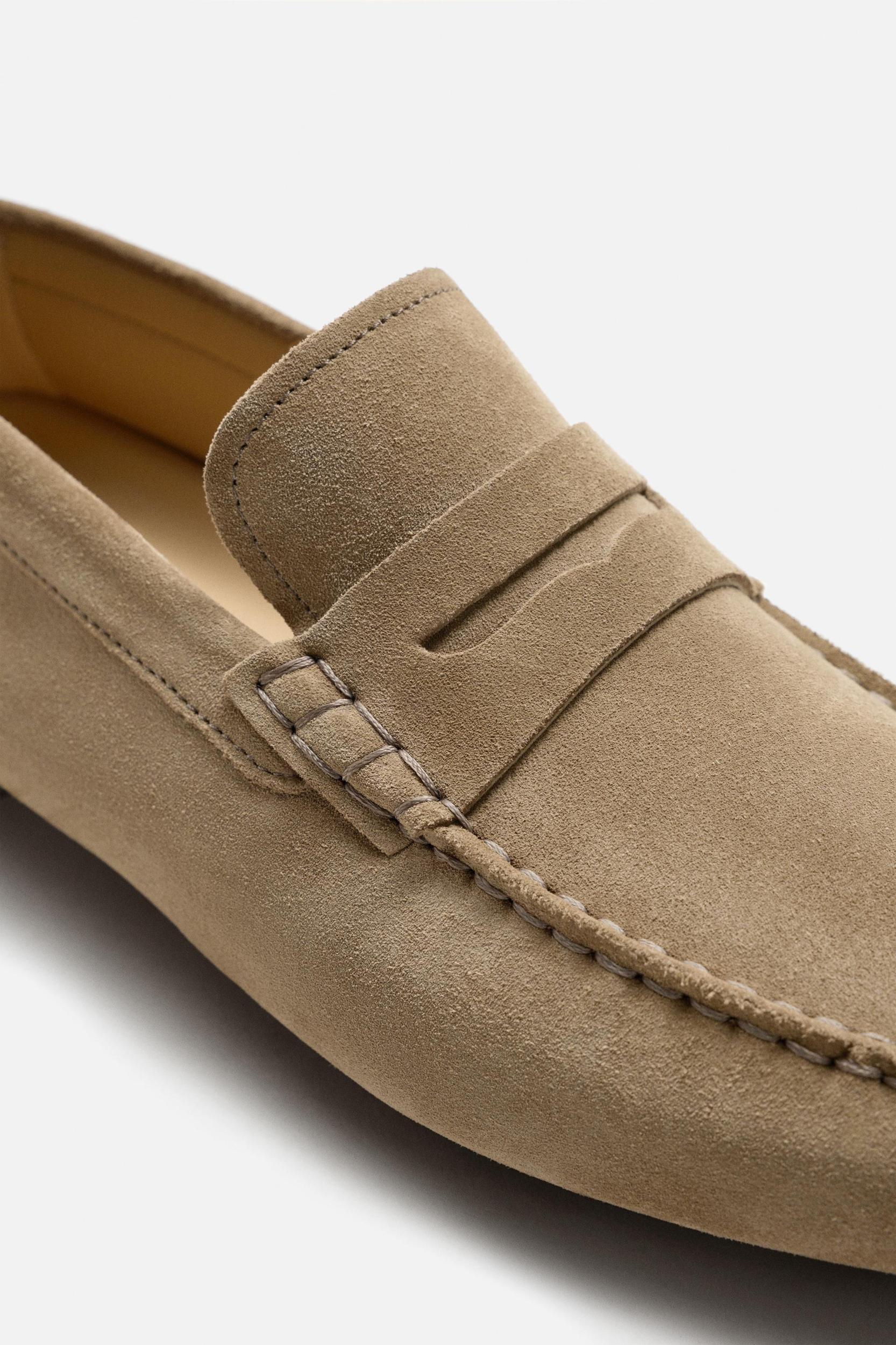 CASUAL LEATHER LOAFERS Product Image