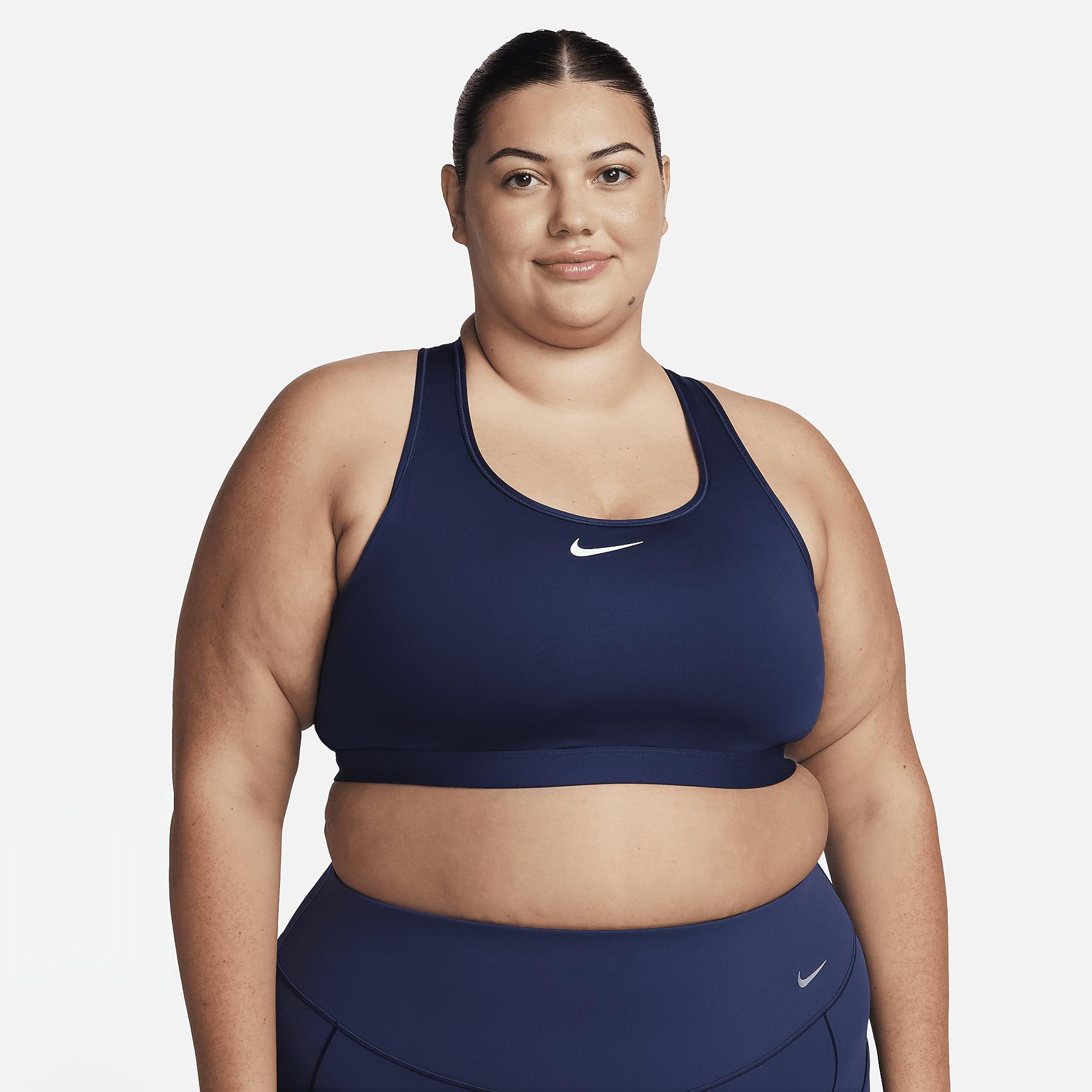 Nike Women's Swoosh Medium Support Padded Sports Bra (Plus Size) Product Image