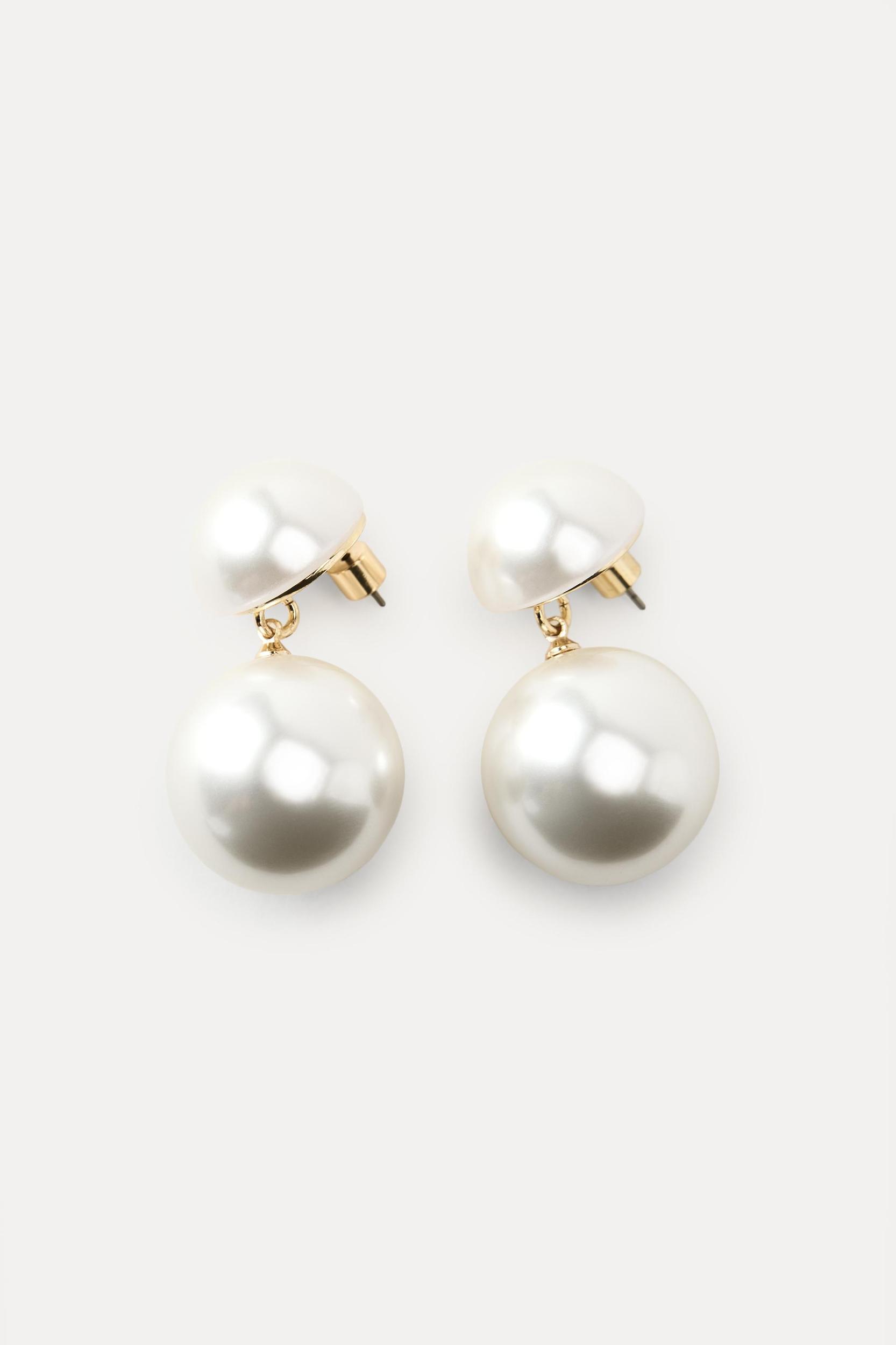 DOUBLE PEARL EARRINGS Product Image