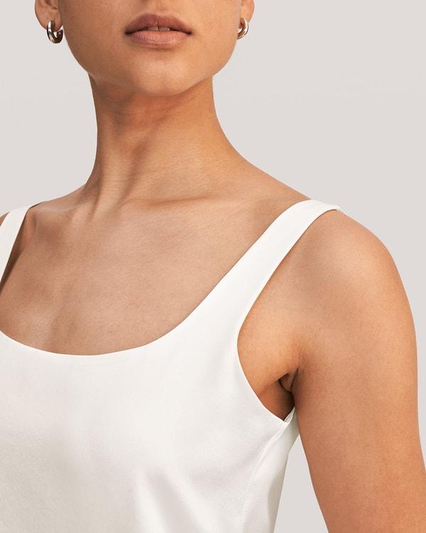 Flattering U Neck Silk Camisole Product Image