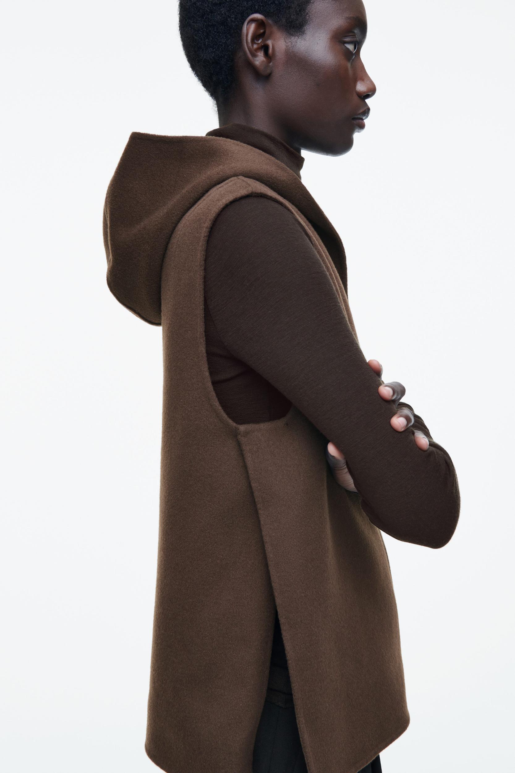 DOUBLE-FACED HYBRID HOODED VEST Product Image