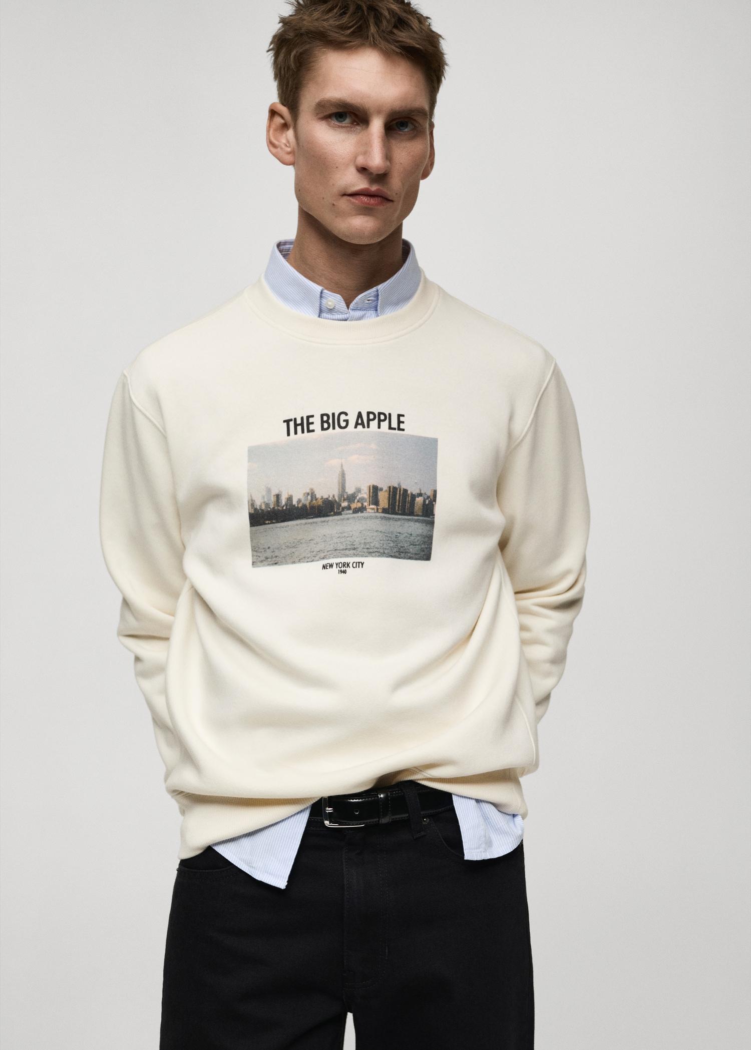 Graphic-print cotton sweatshirt - Men | MANGO USA Product Image