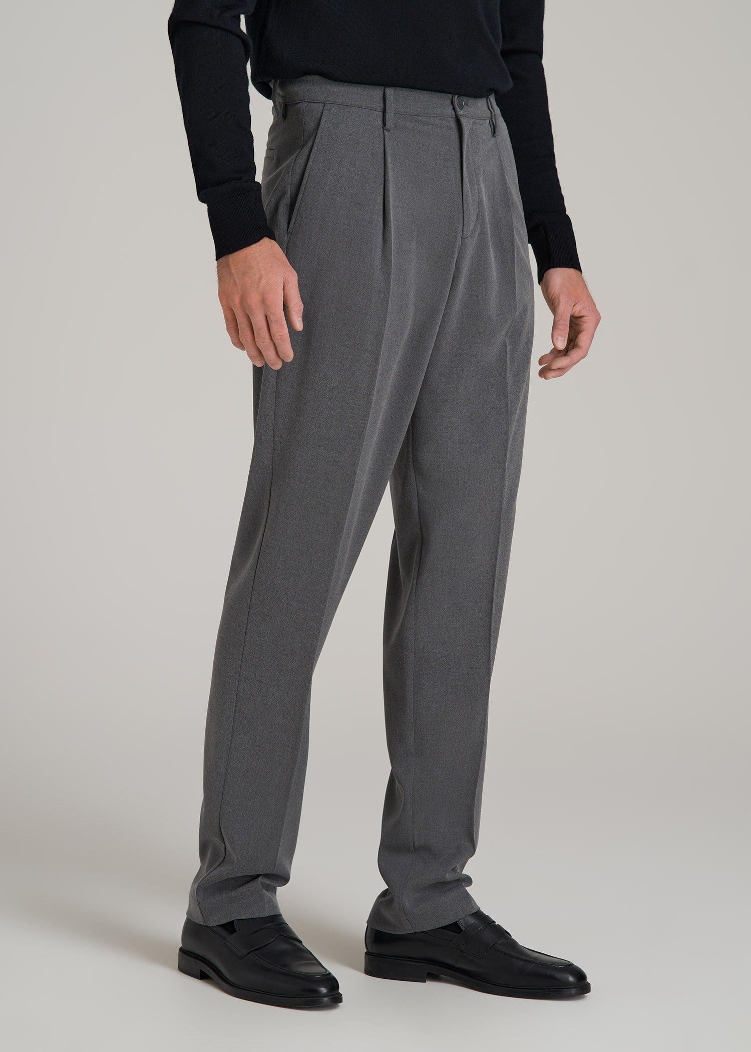 Tall Men's Relaxed Pleated Trouser in Charcoal Mix Product Image