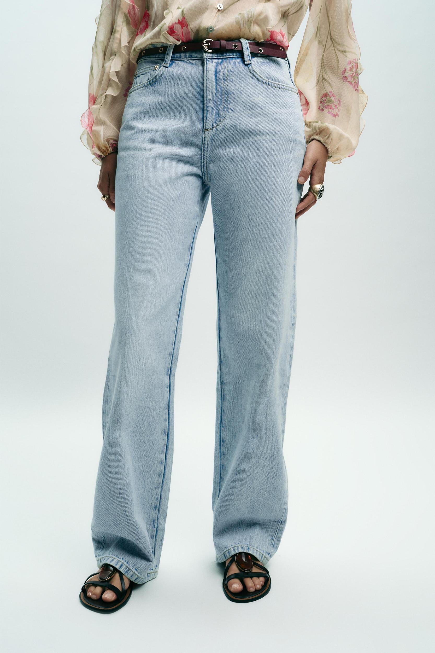 Z1975 HIGH-WAISTED REGULAR FIT JEANS WITH BELT Product Image