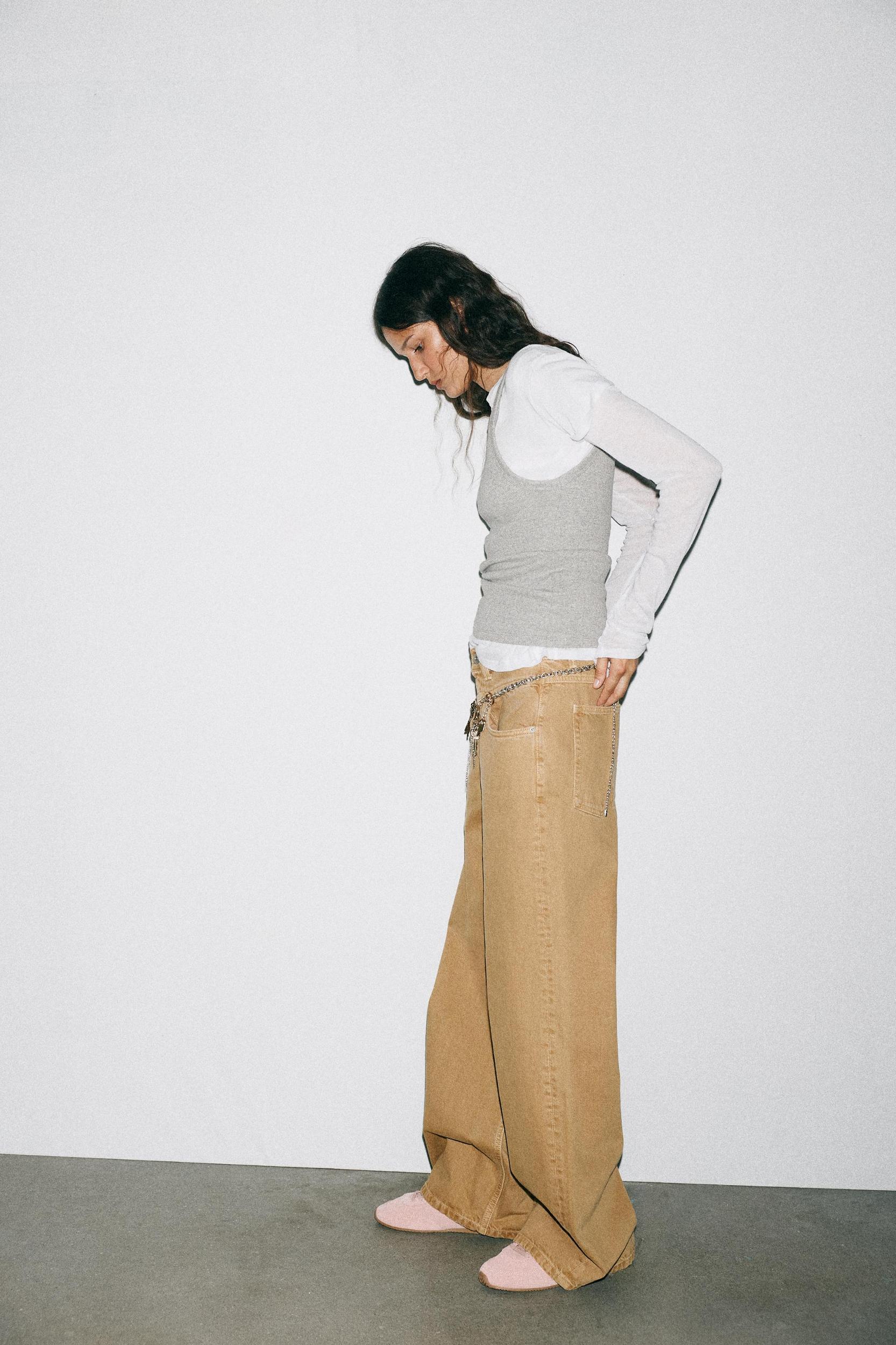 CONTRAST LEATHER SNEAKERS Product Image