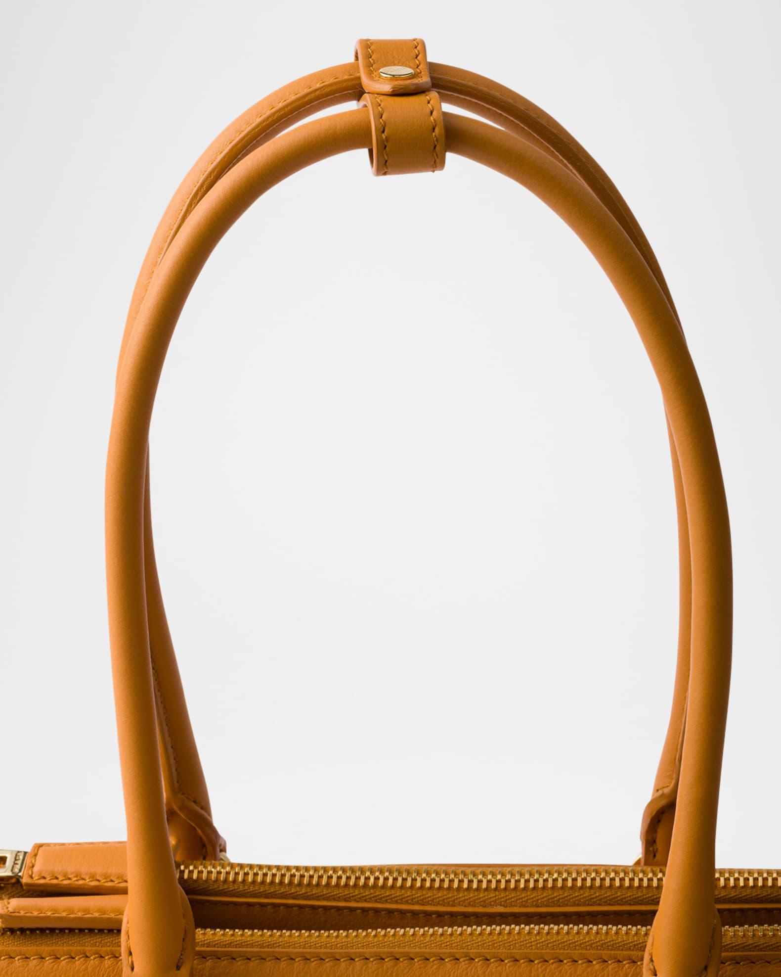 Galleria Medium Leather Shoulder Bag Product Image