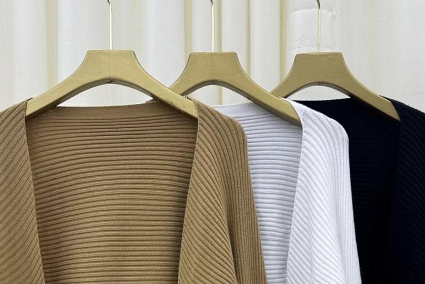 Puff-Sleeve Plain Knit Shrug Product Image