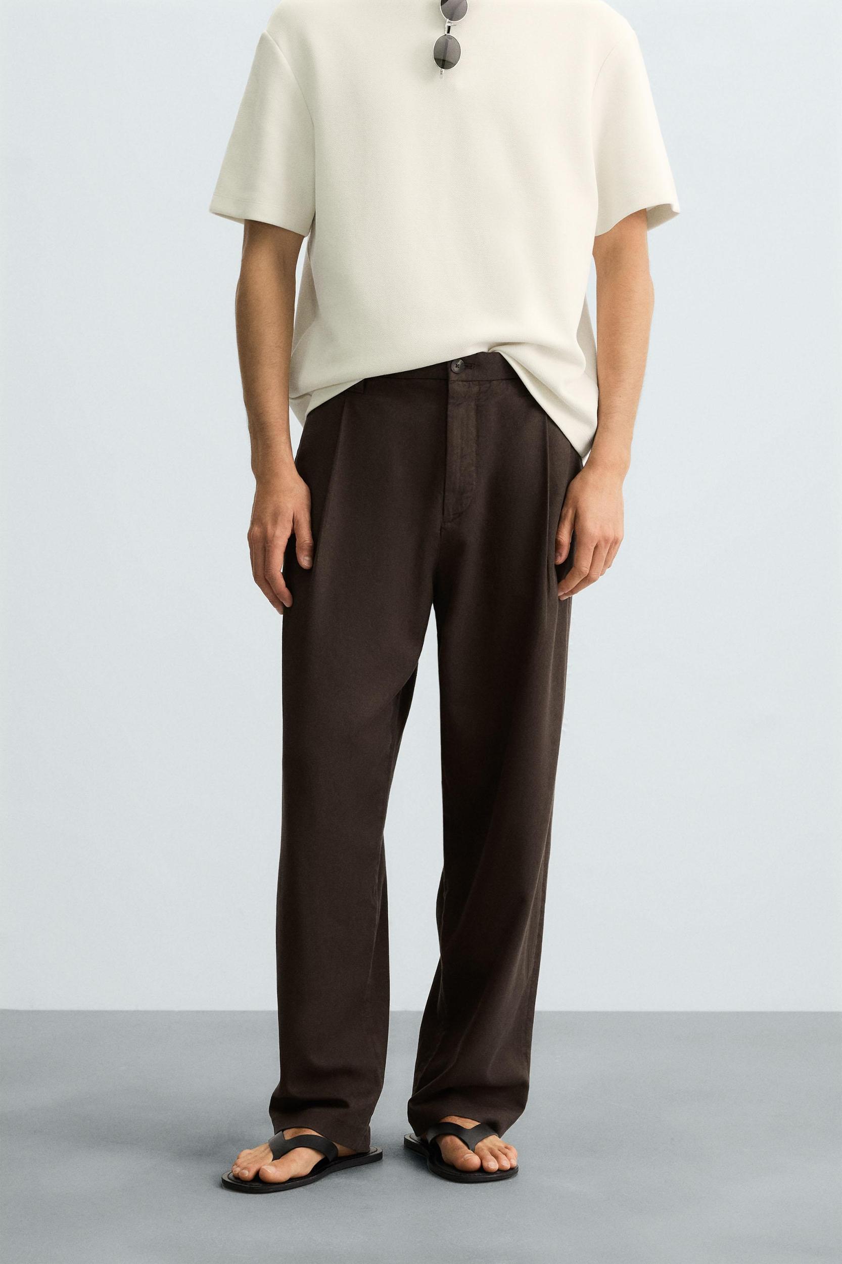 FLOWY PLEATED PANTS Product Image