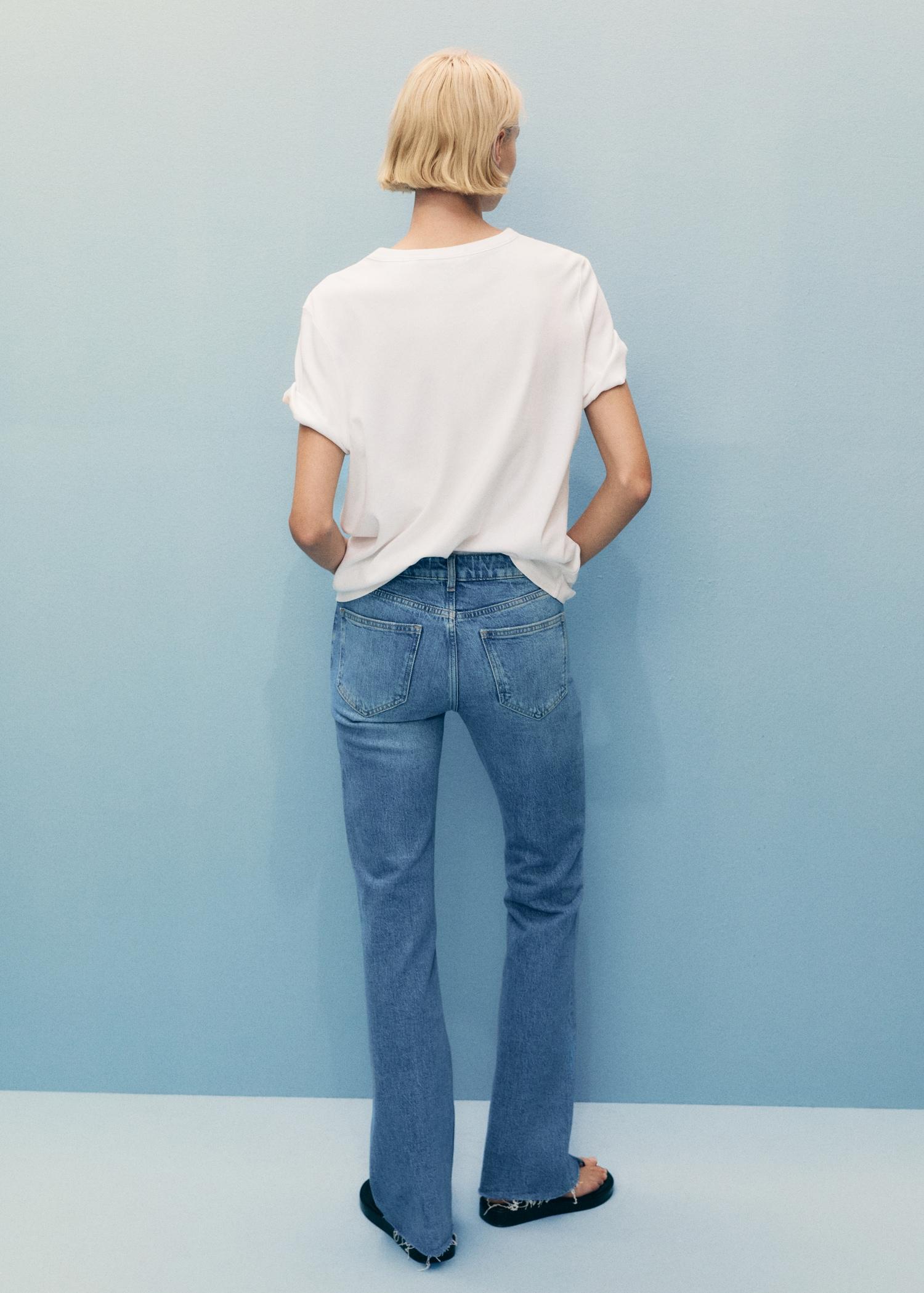 Fiona flared mid-rise jeans - Women | MANGO USA Product Image